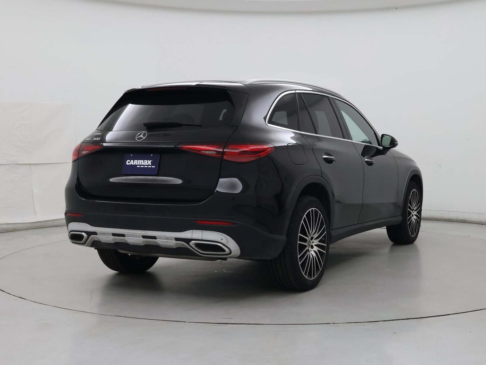 2024 Mercedes-Benz GLC GLC300 - Photo 9