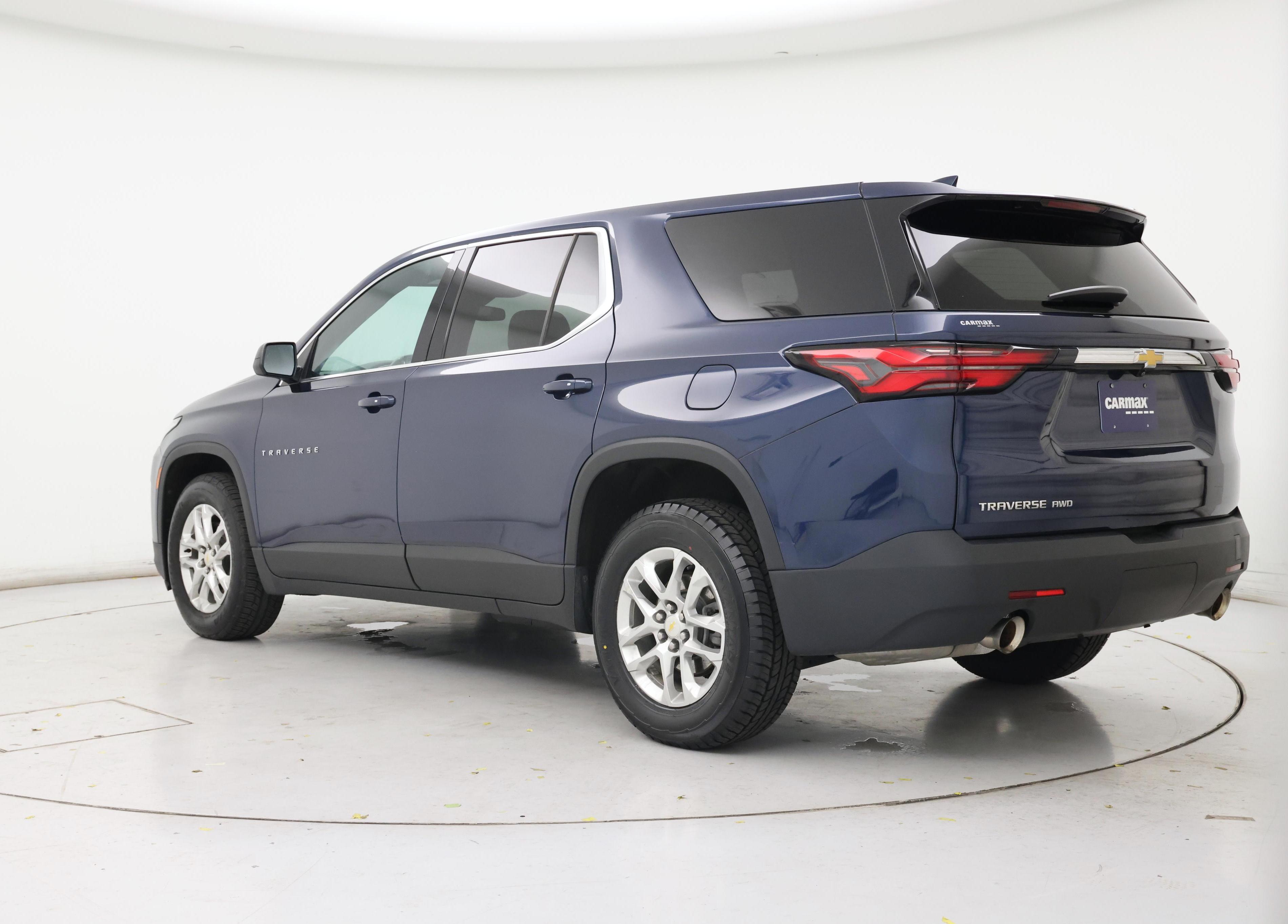 Thumbnail: 2022 Chevrolet Traverse - 2