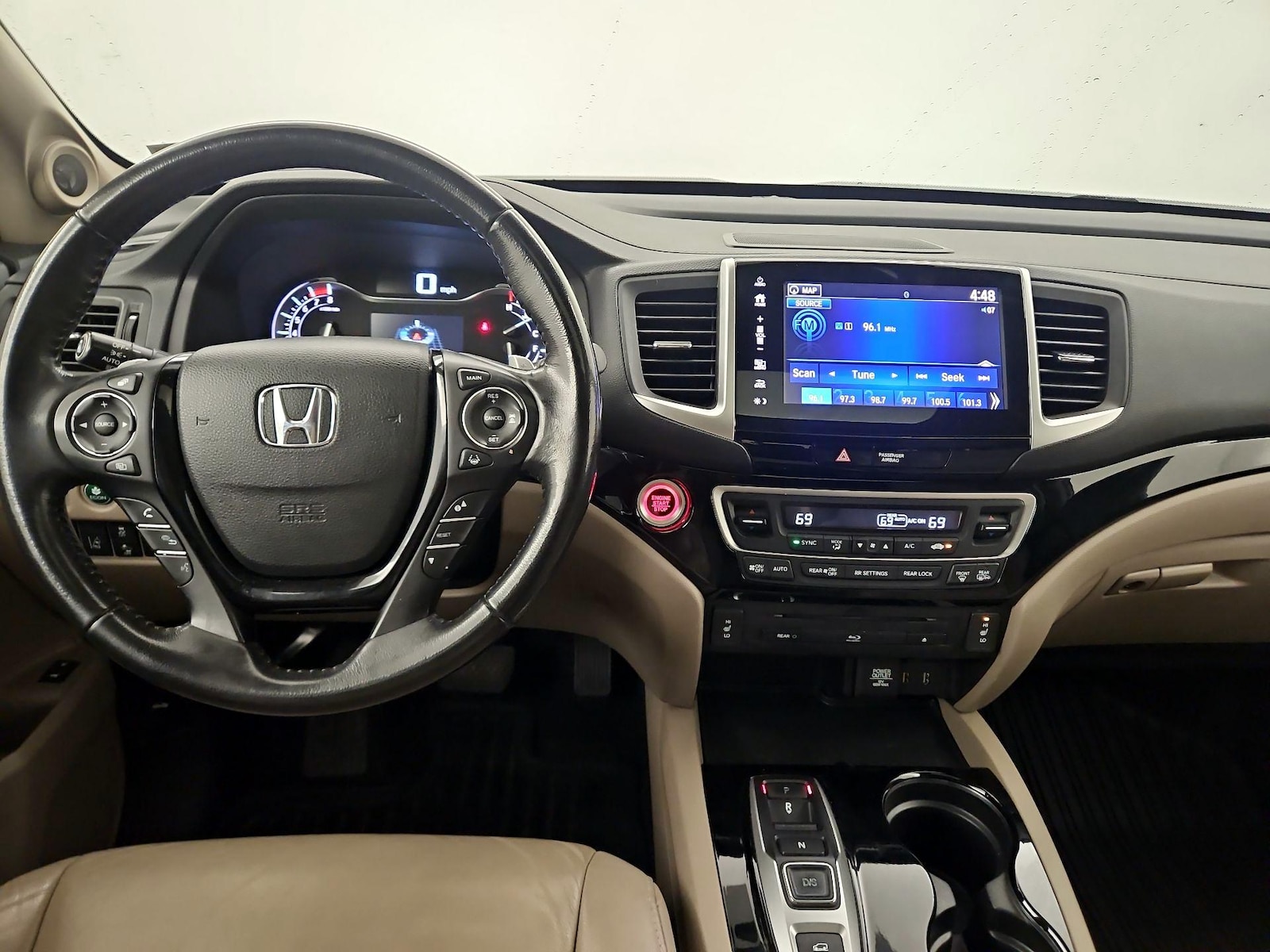 2018 Honda Pilot Touring - Photo 11