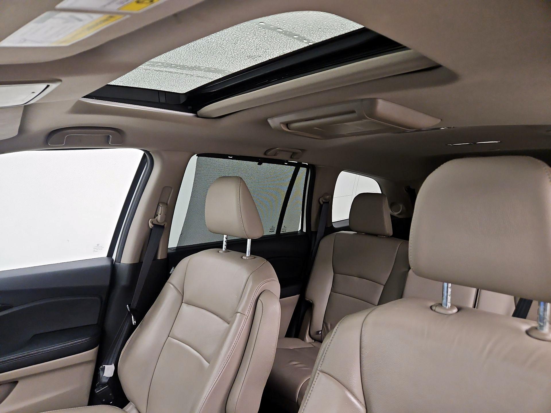 Thumbnail: 2018 Honda Pilot - 19