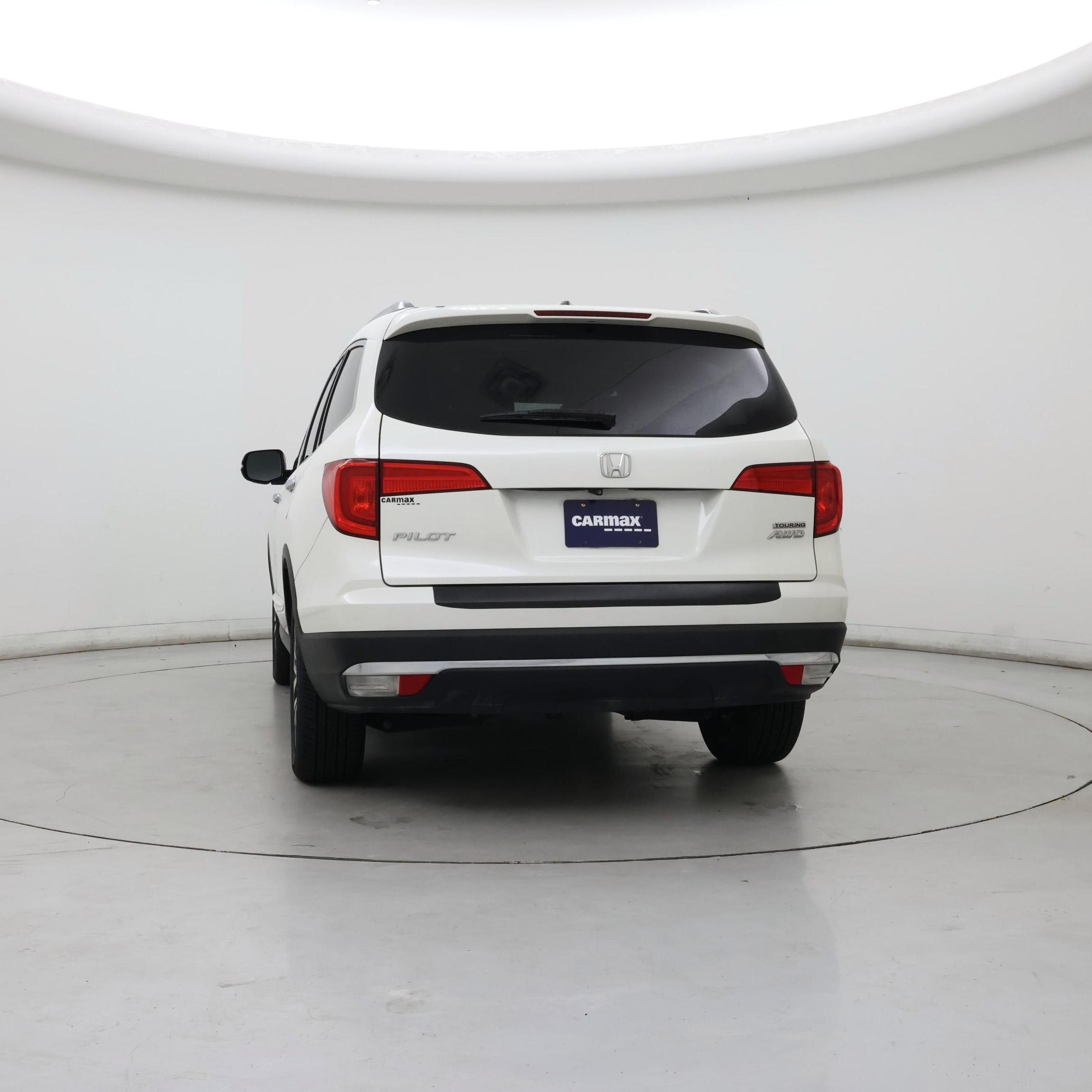 Thumbnail: 2018 Honda Pilot - 6