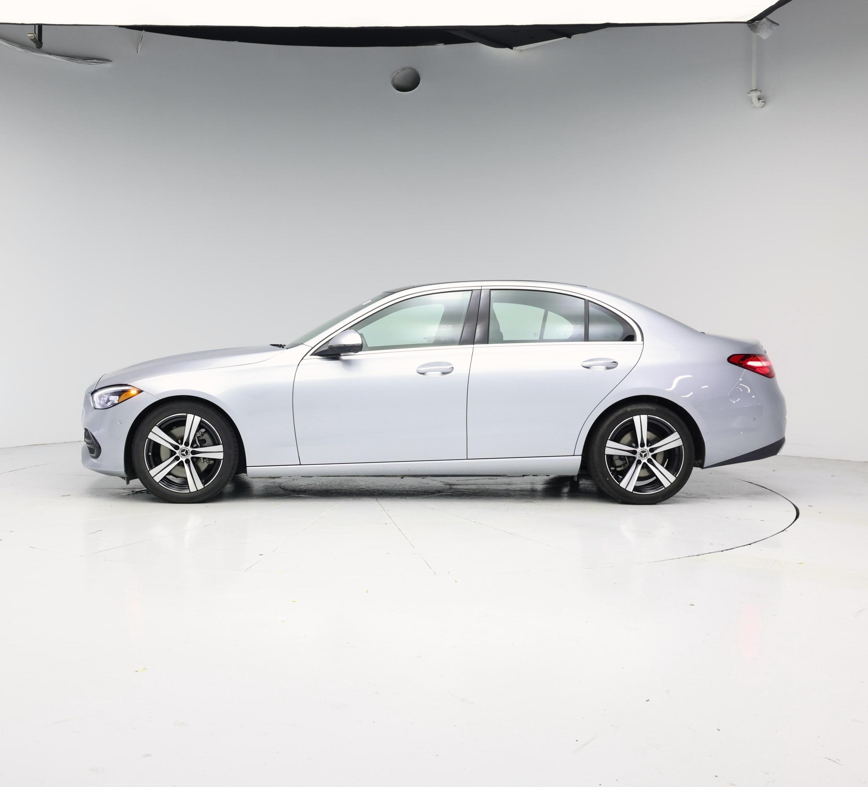 Thumbnail: 2023 Mercedes-Benz C-Class - 3