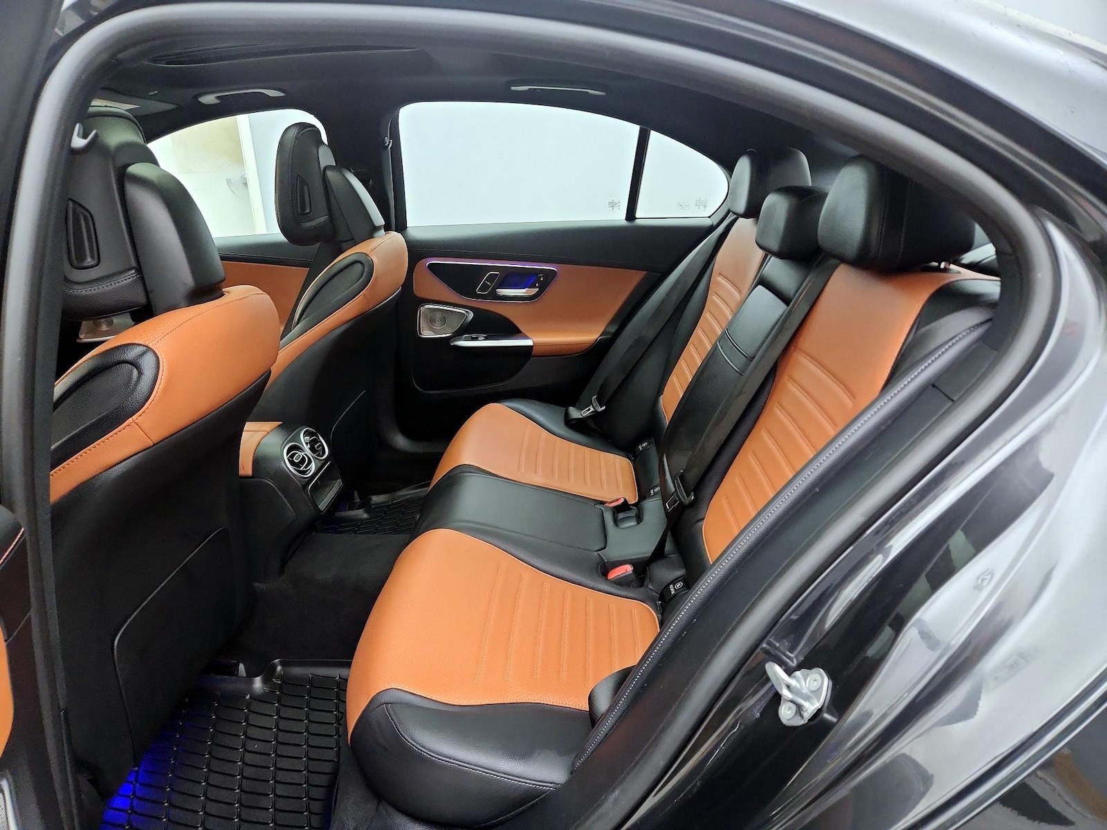 2024 Mercedes-Benz C-Class Sedan C 300 - Photo 22