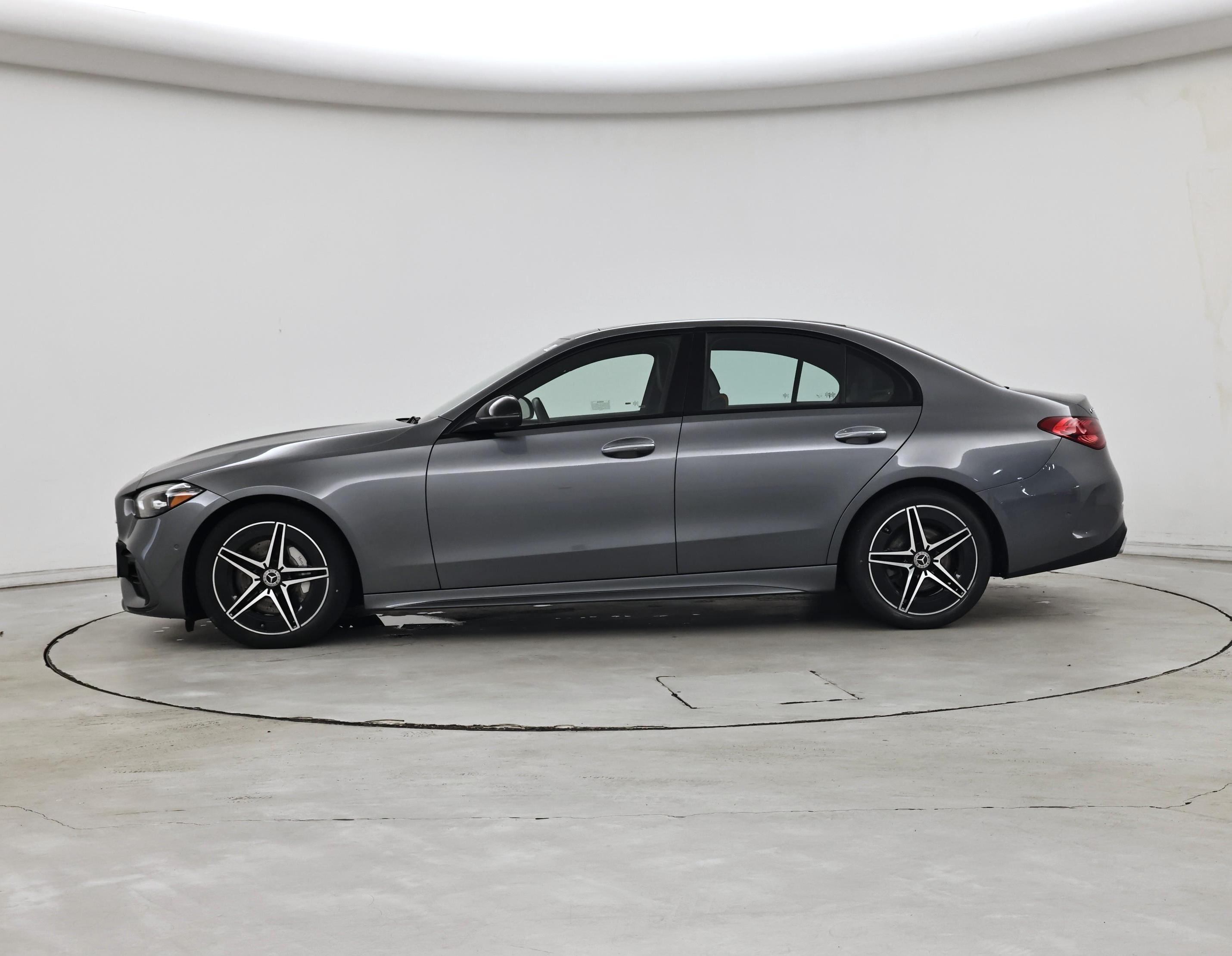 Thumbnail: 2024 Mercedes-Benz C-Class - 3