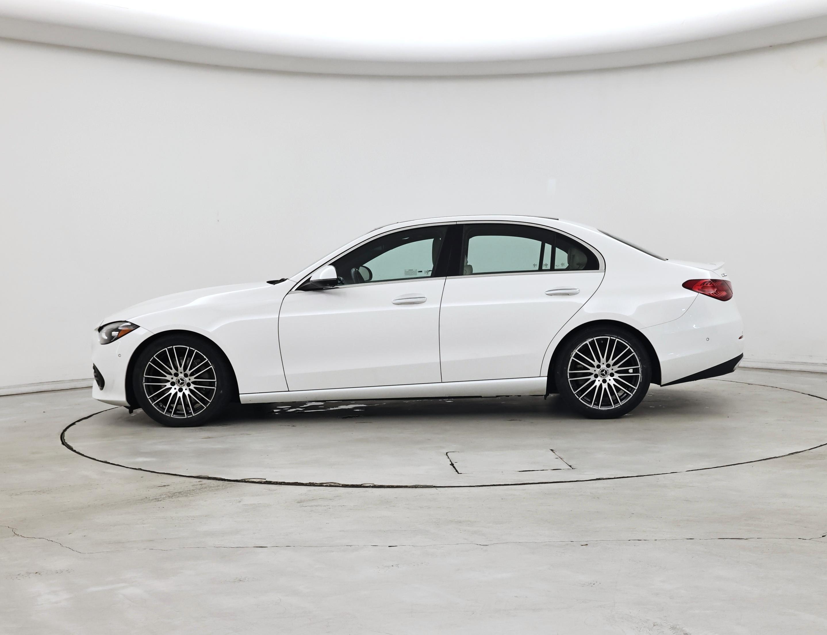 Thumbnail: 2022 Mercedes-Benz C-Class - 3
