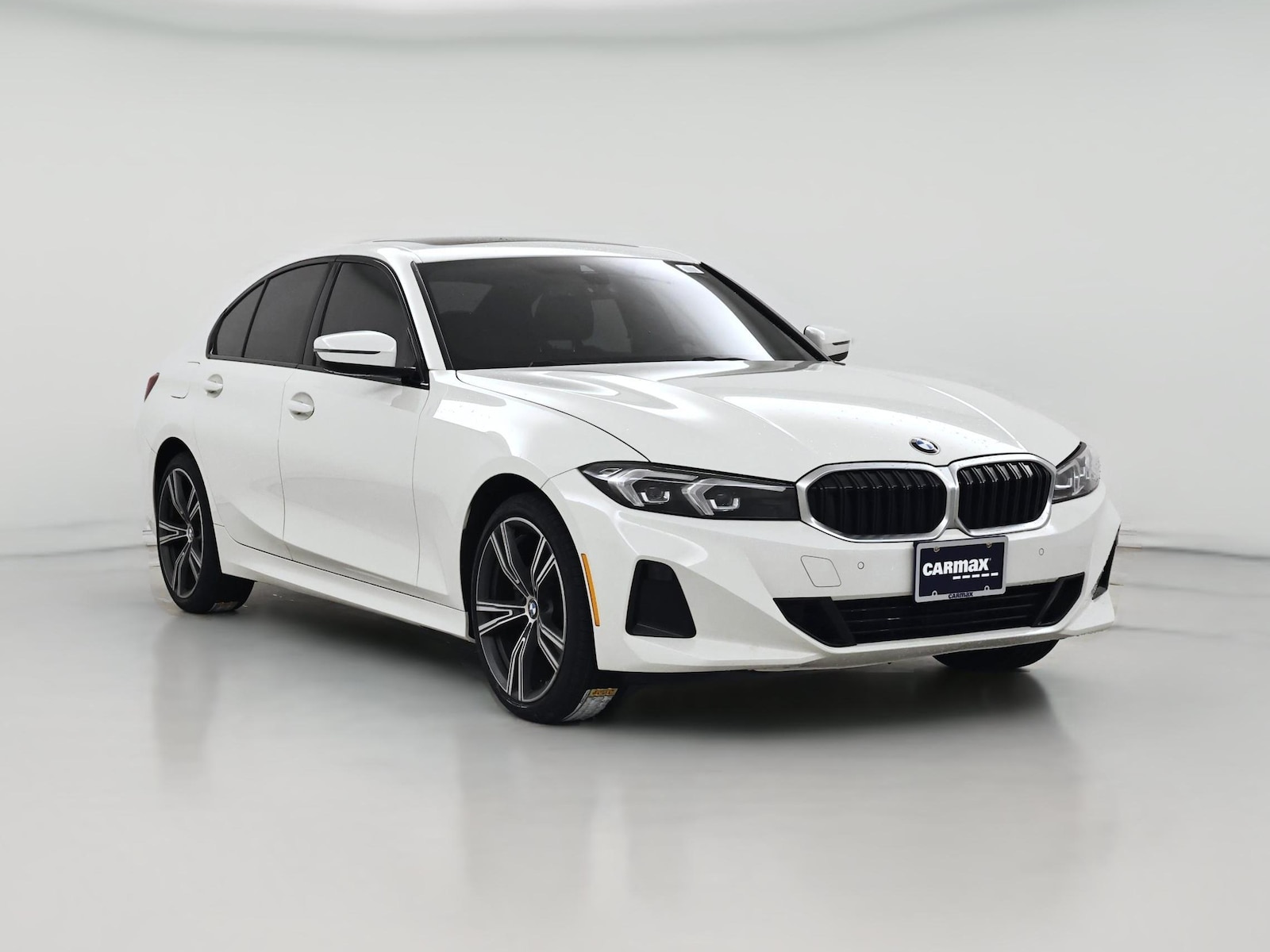 2023 BMW 3 Series 330i - Photo 1