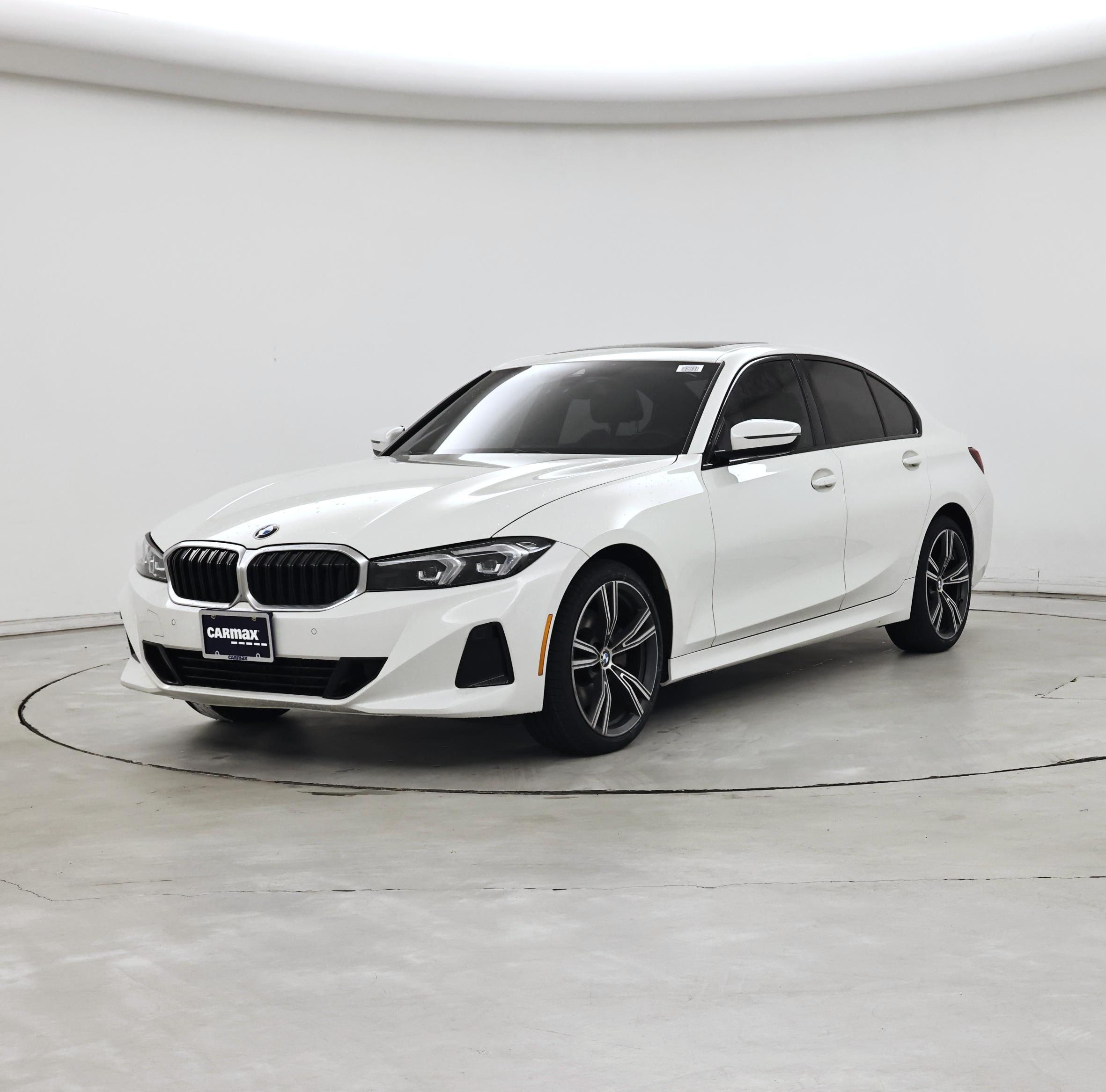 Thumbnail: 2023 BMW 3 Series - 4