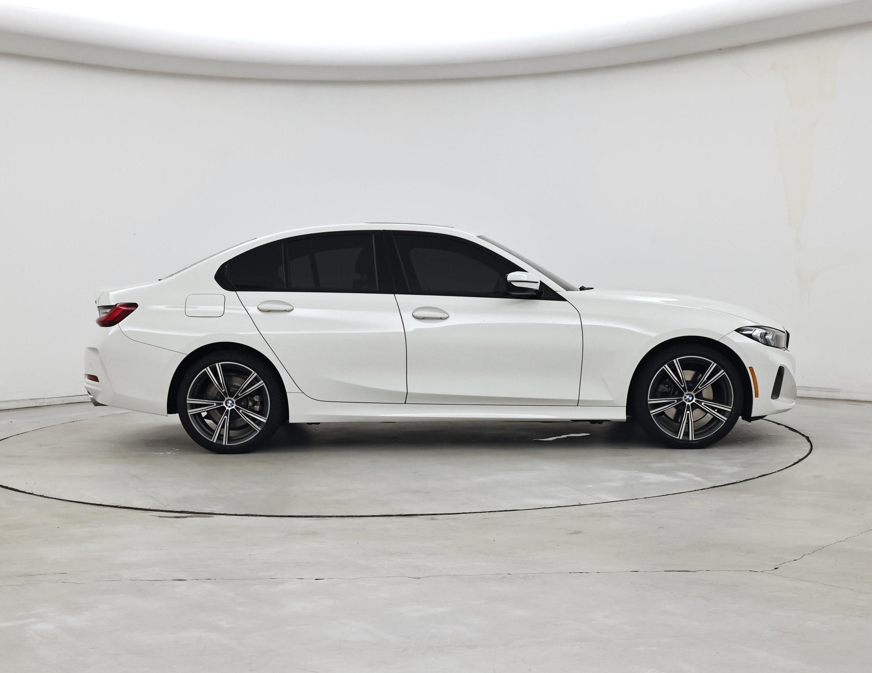 Thumbnail: 2023 BMW 3 Series - 7