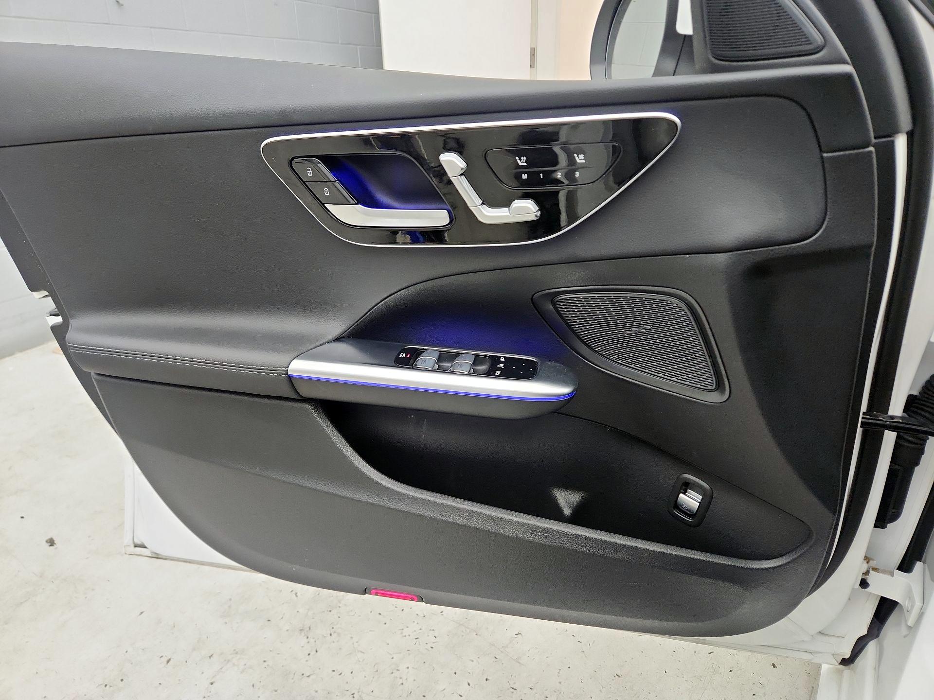 Thumbnail: 2023 Mercedes-Benz C-Class - 12