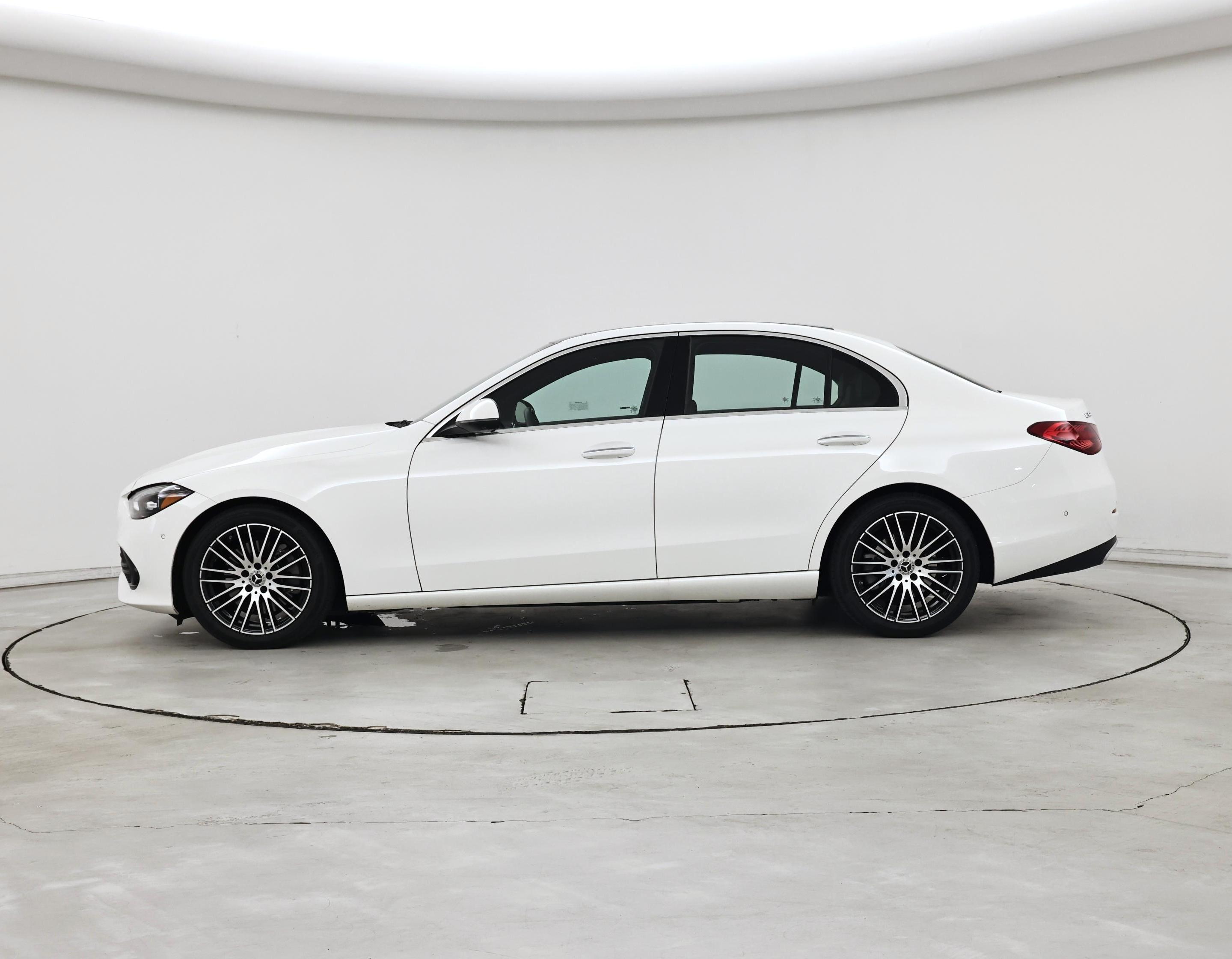 Thumbnail: 2023 Mercedes-Benz C-Class - 3
