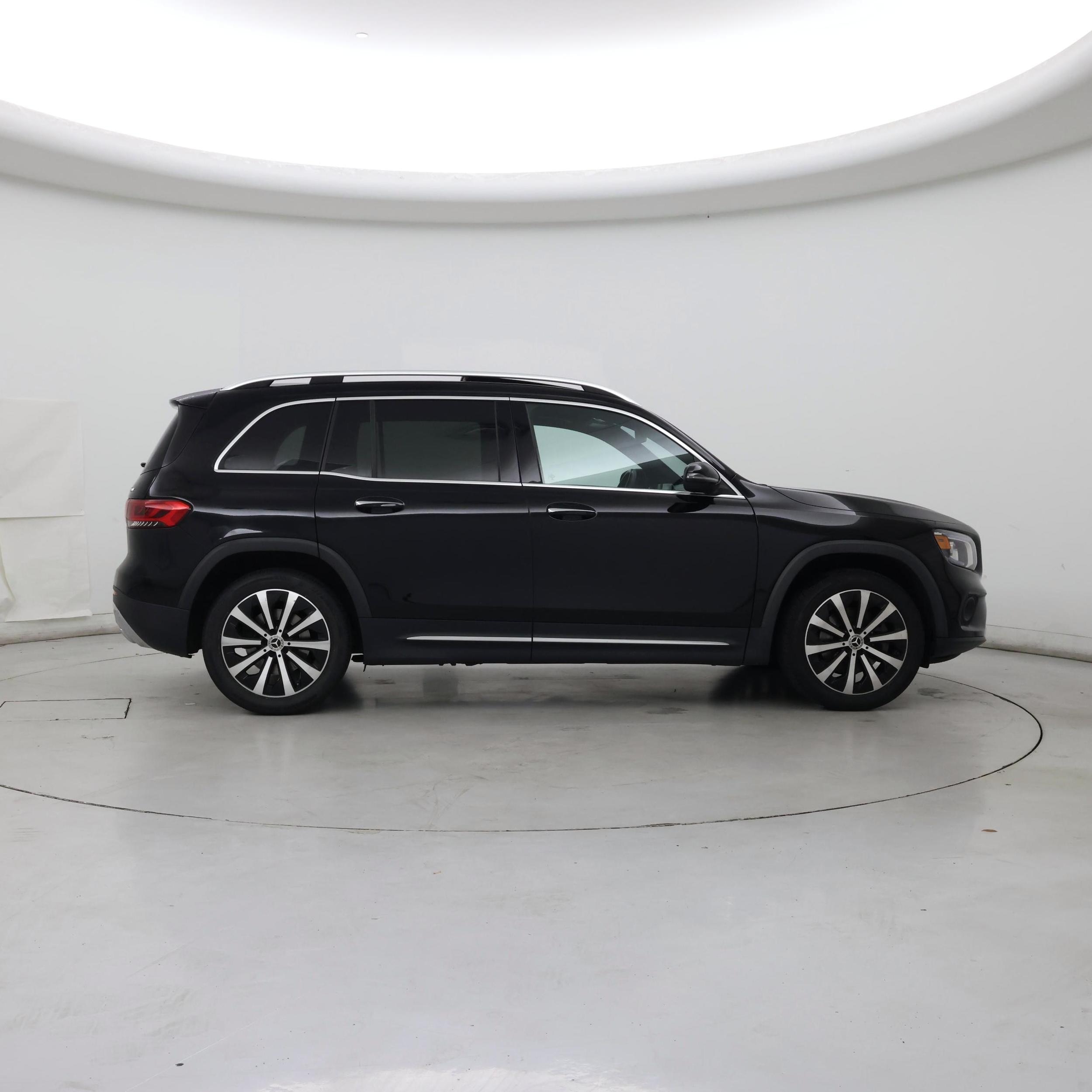 Thumbnail: 2022 Mercedes-Benz GLB - 7