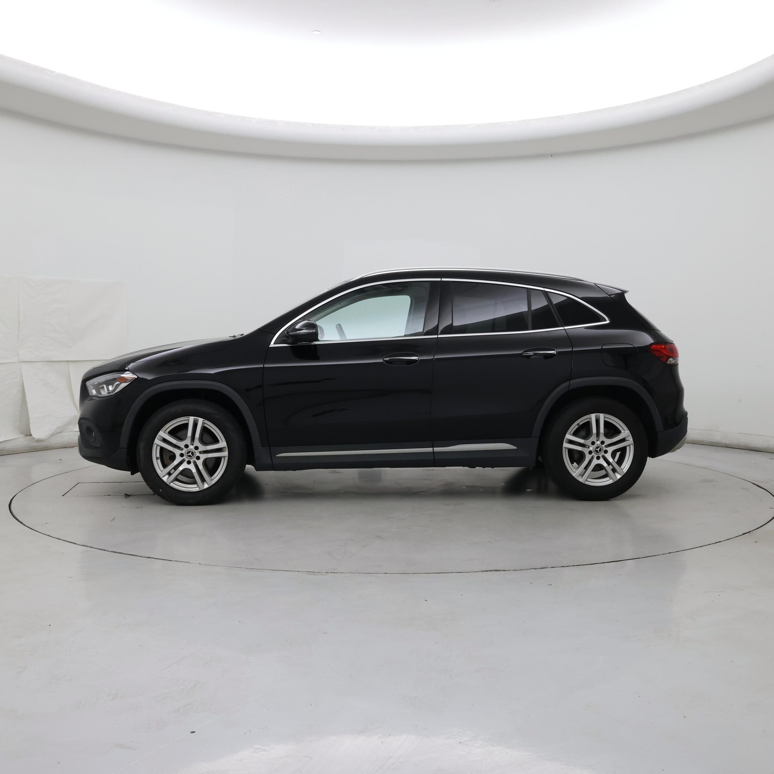 Thumbnail: 2021 Mercedes-Benz GLA - 3
