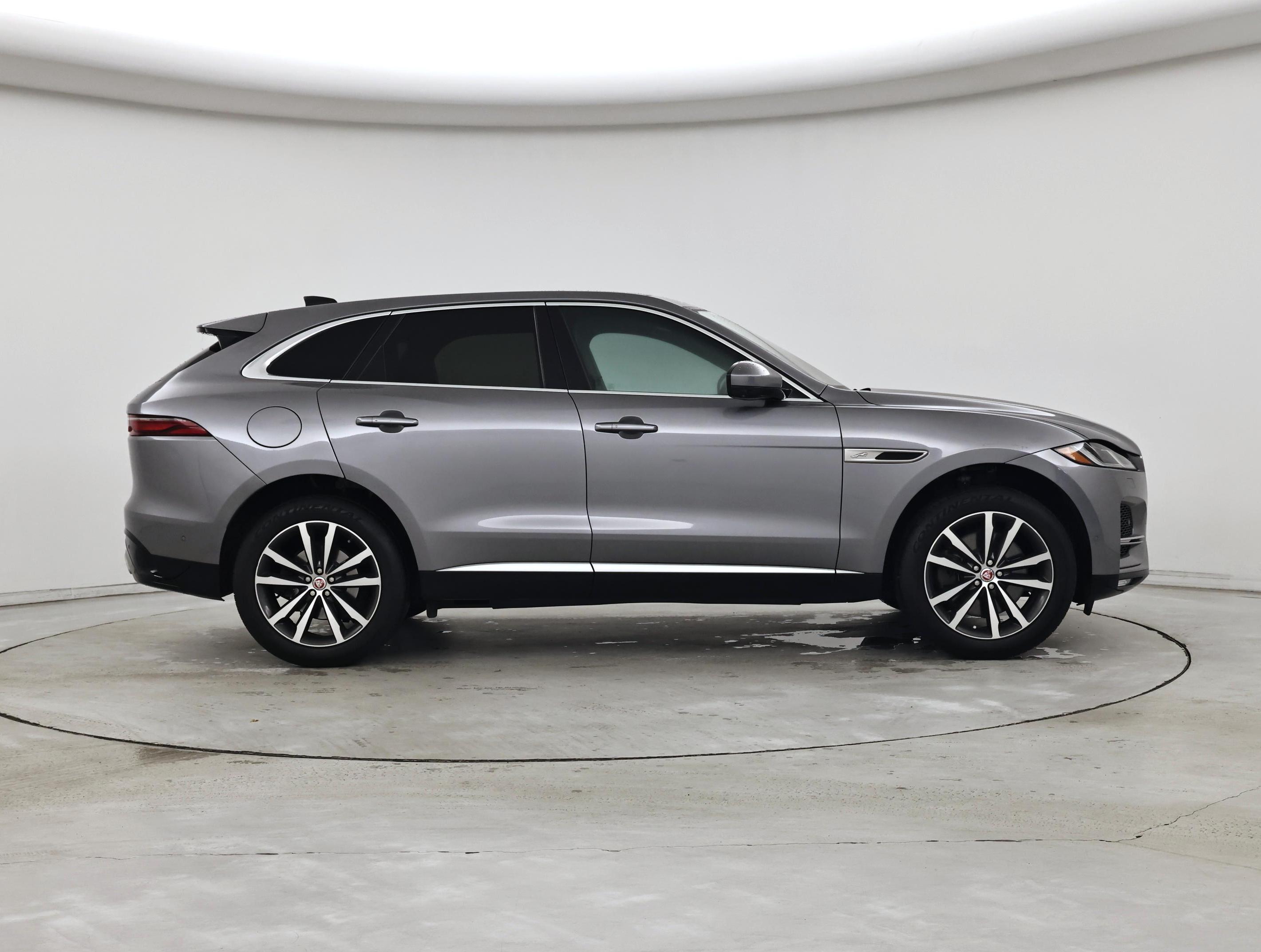 Thumbnail: 2021 Jaguar F-Pace - 7