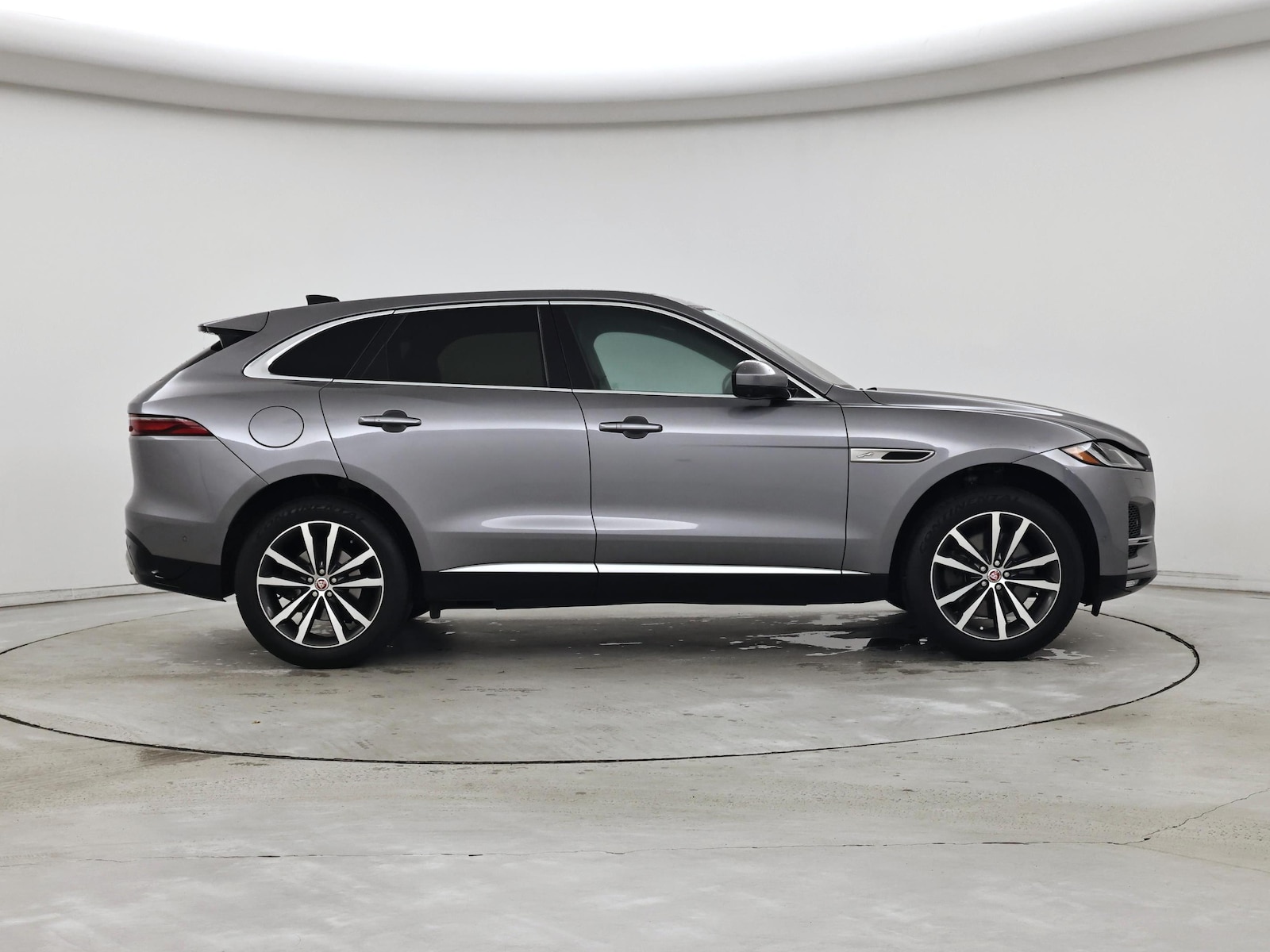 2021 Jaguar F-Pace S - Photo 8