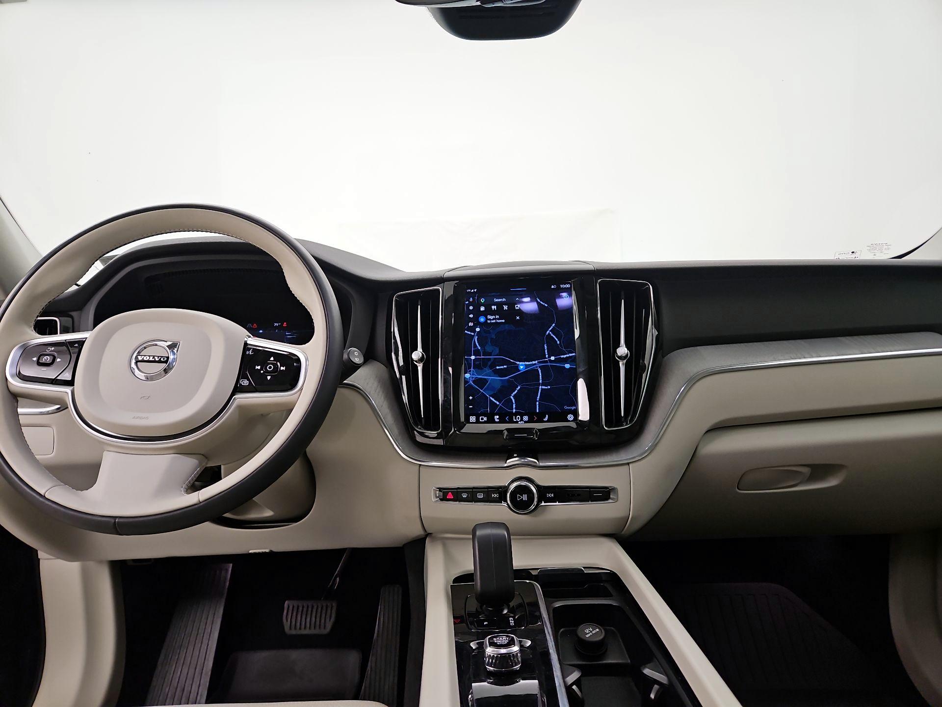 Thumbnail: 2023 Volvo XC60 - 9