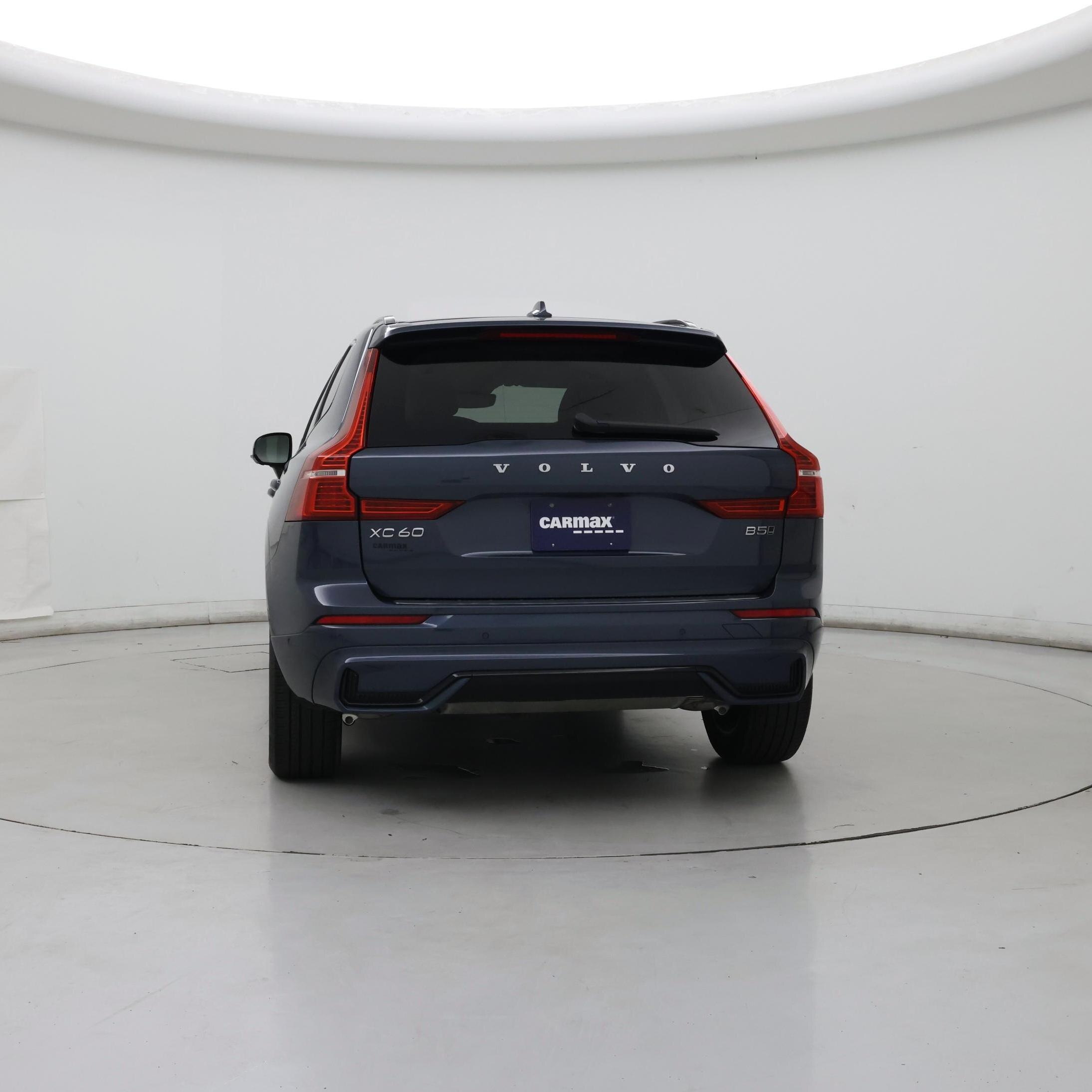 Thumbnail: 2023 Volvo XC60 - 6