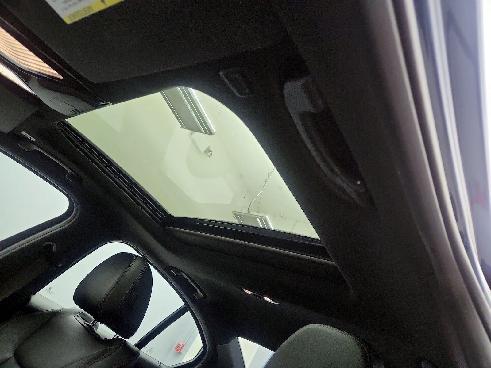 2022 BMW 3 Series 330i - Photo 21