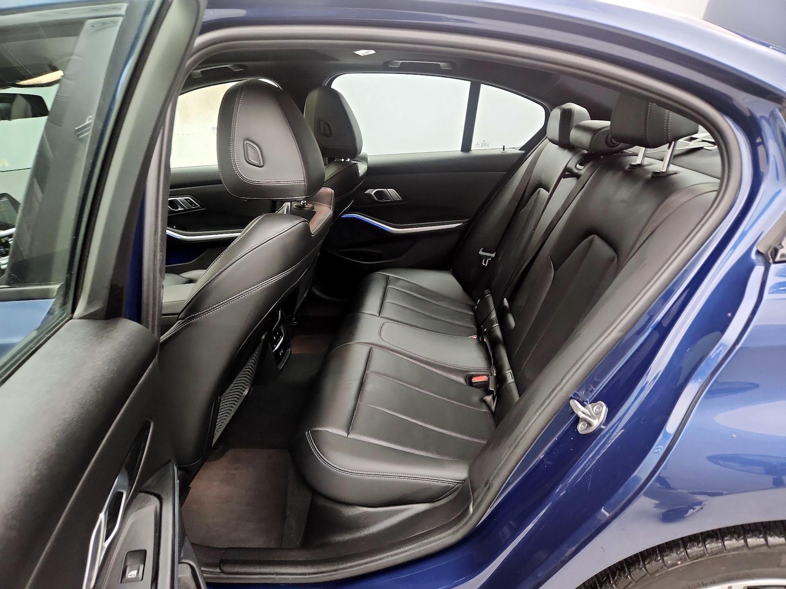 2022 BMW 3 Series 330i - Photo 22