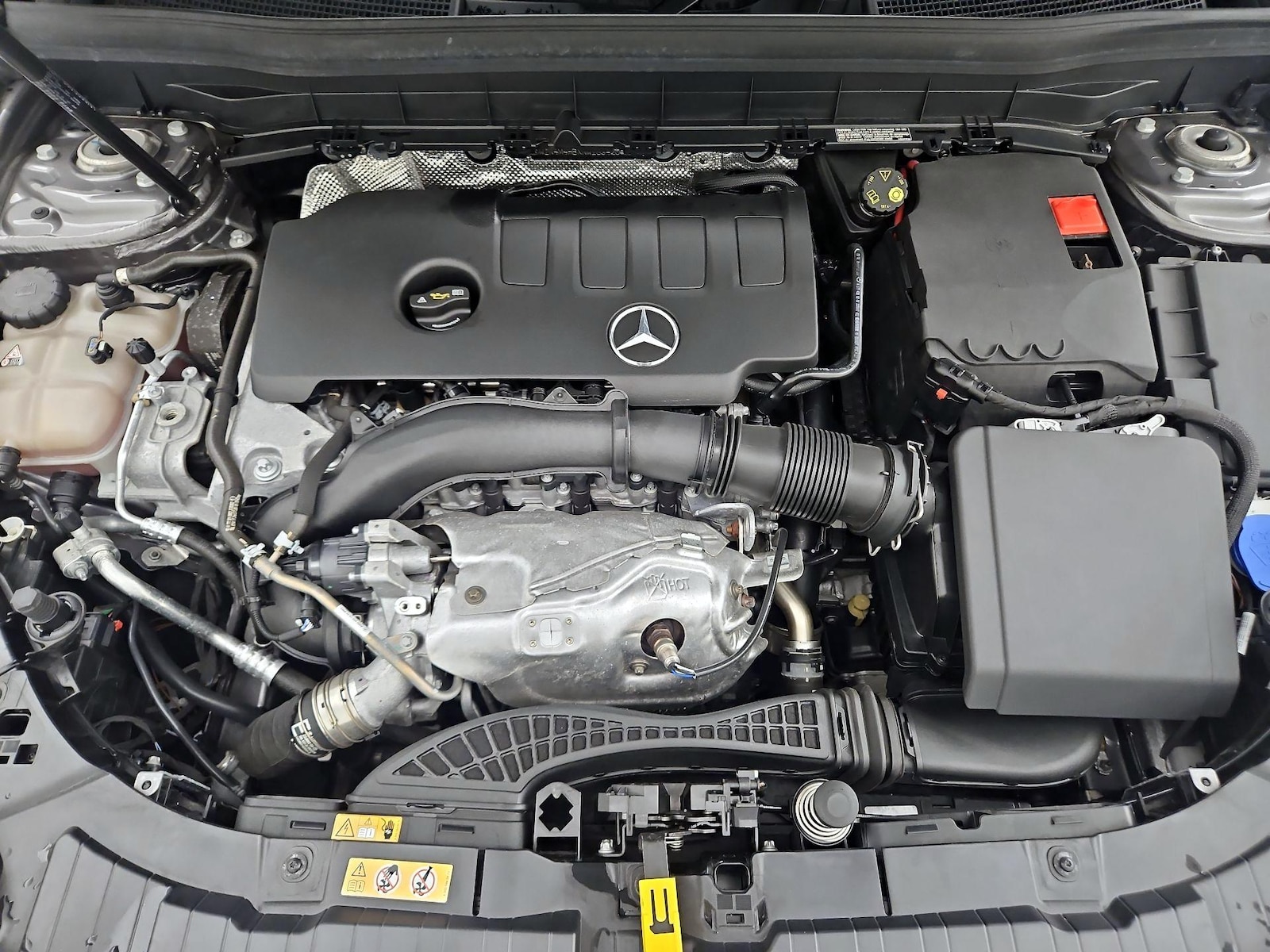 2022 Mercedes-Benz GLB Base - Photo 23