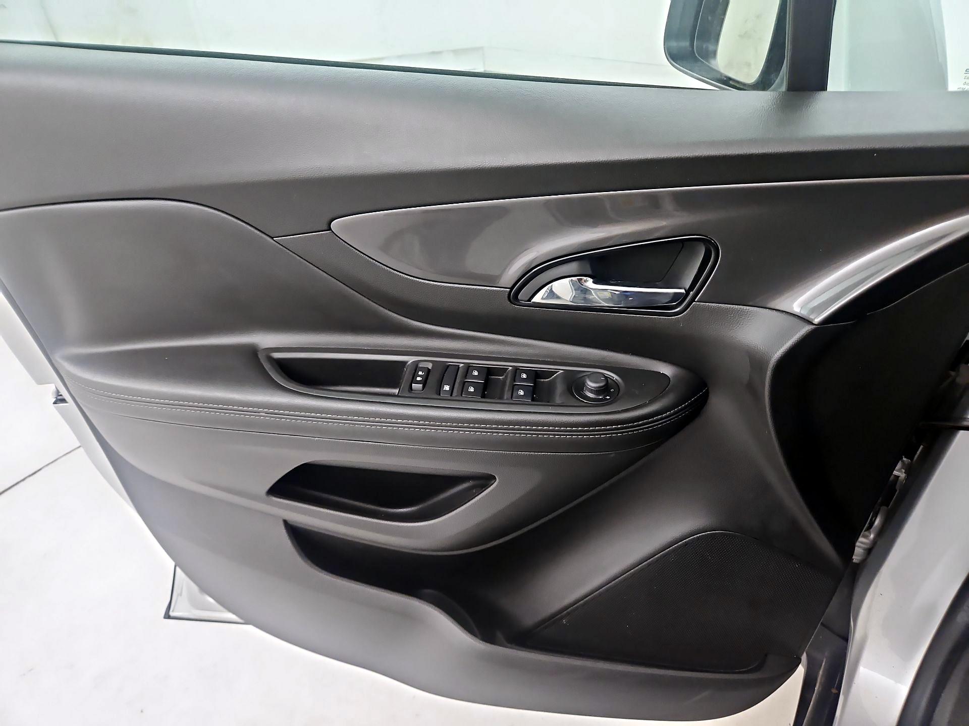 Thumbnail: 2019 Buick Encore - 12