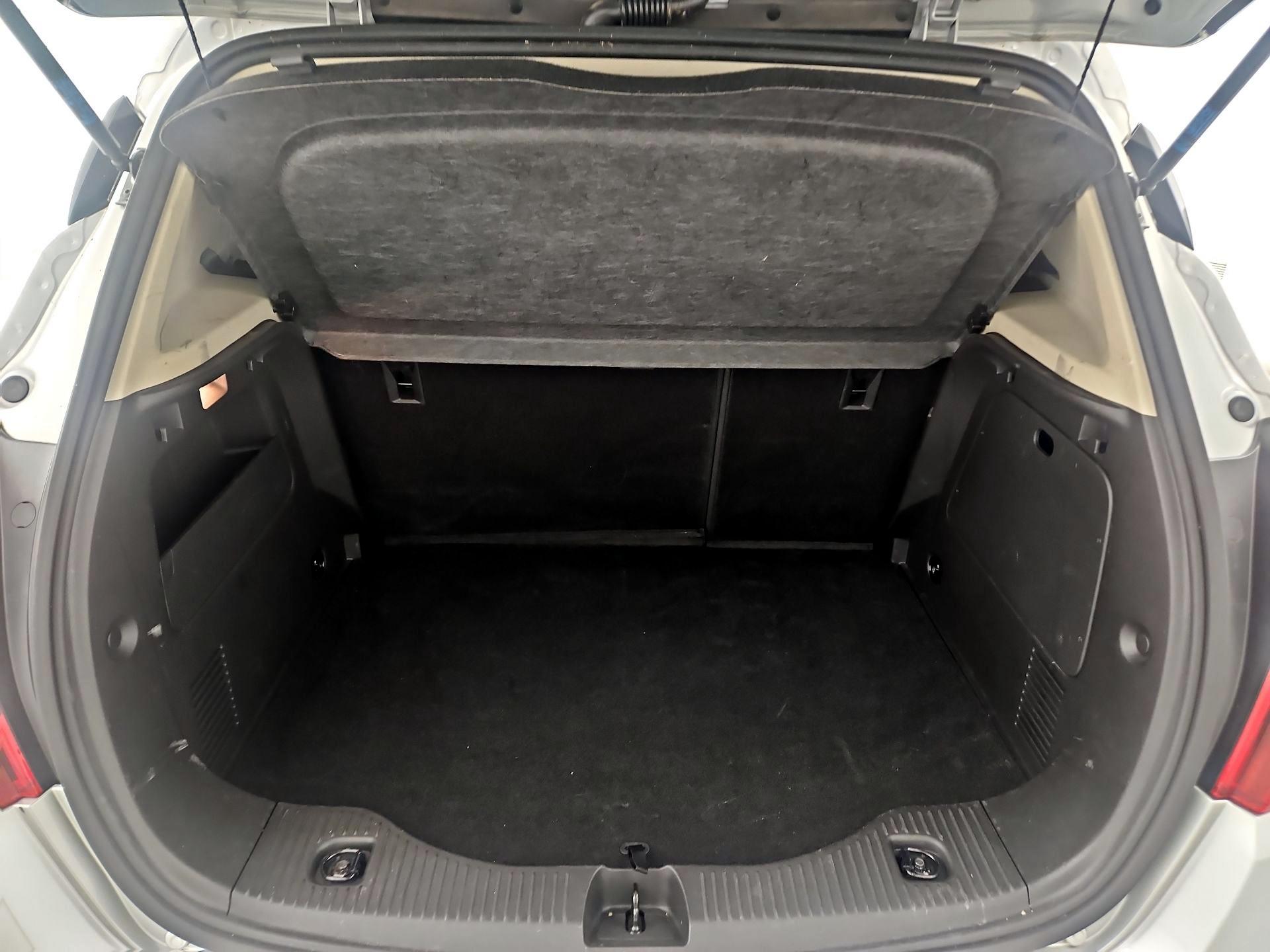 Thumbnail: 2019 Buick Encore - 20