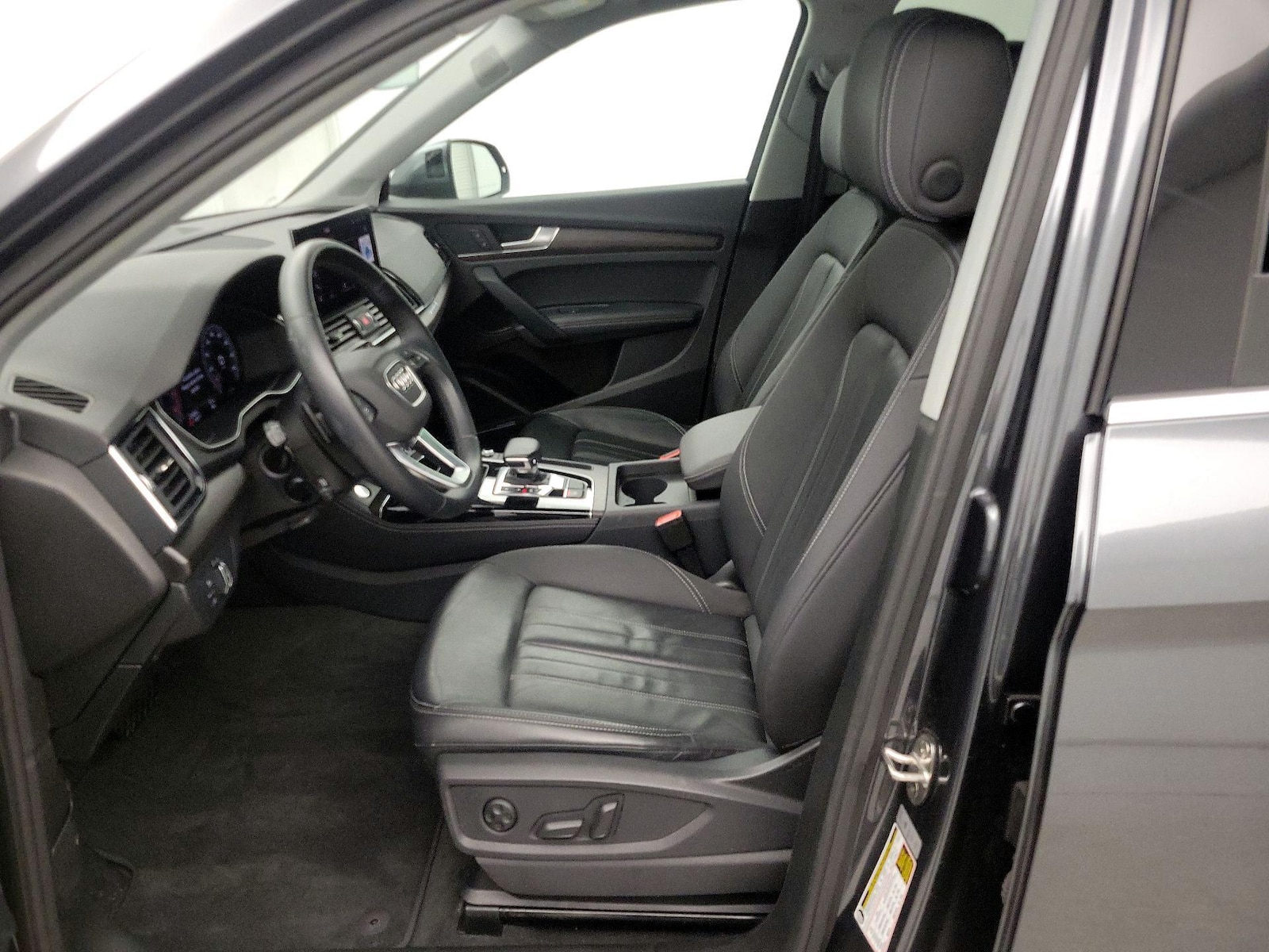 2023 Audi Q5 Premium Plus - Photo 12