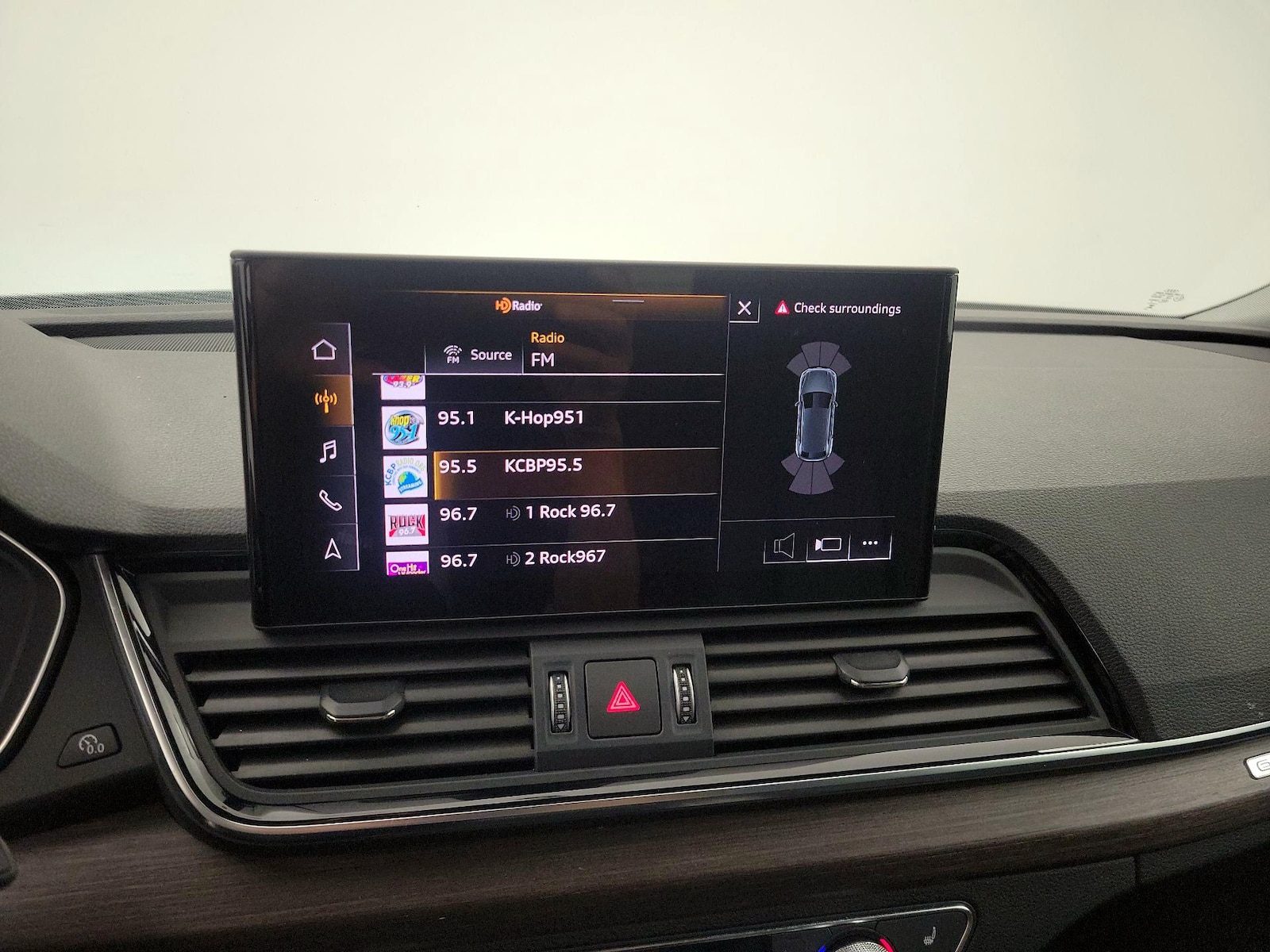 2023 Audi Q5 Premium Plus - Photo 16