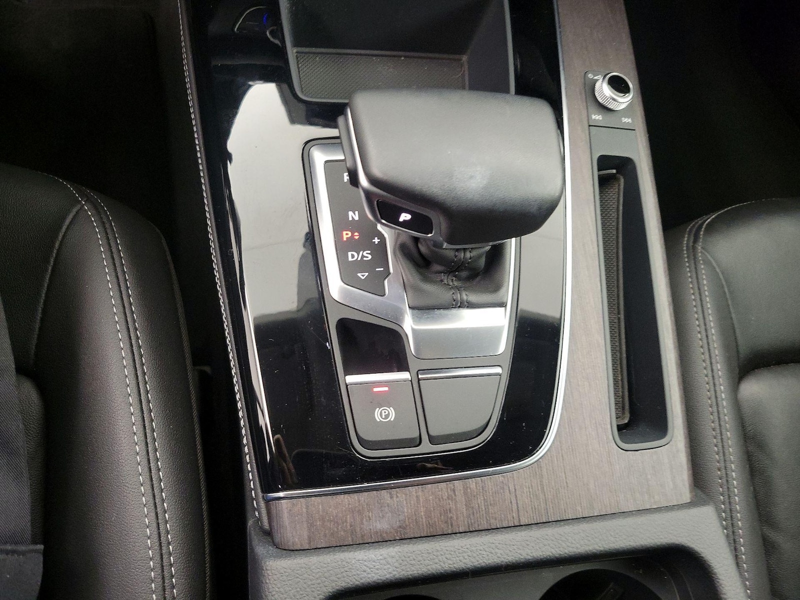 2023 Audi Q5 Premium Plus - Photo 18