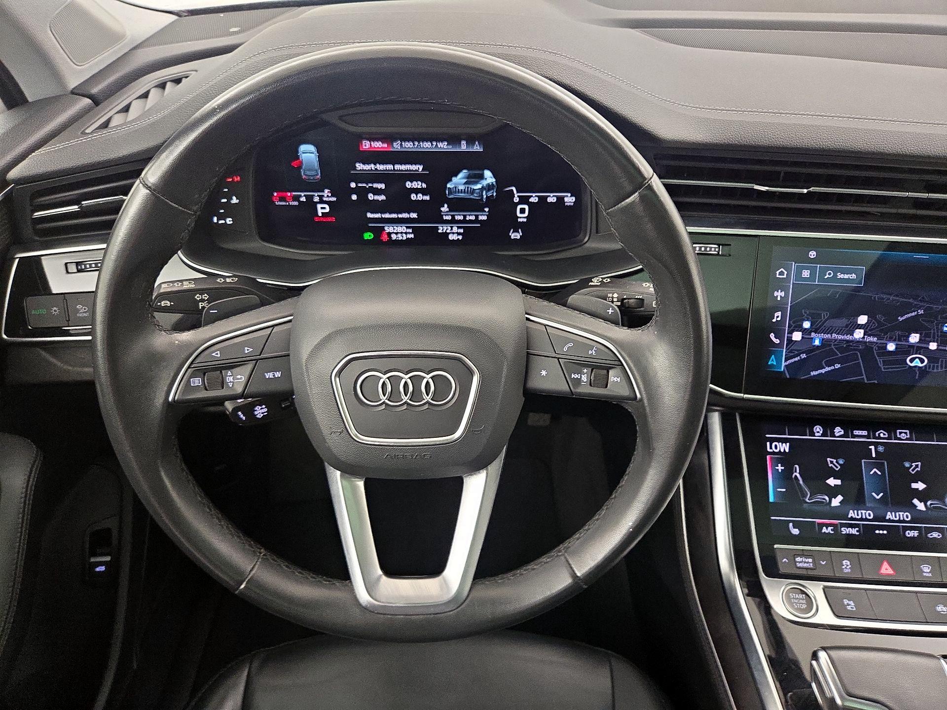 Thumbnail: 2023 Audi Q7 - 10