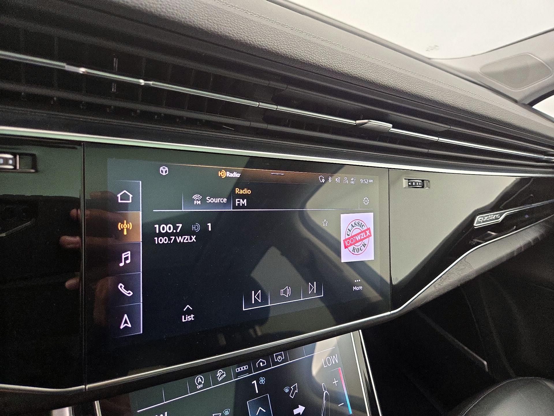 Thumbnail: 2023 Audi Q7 - 16