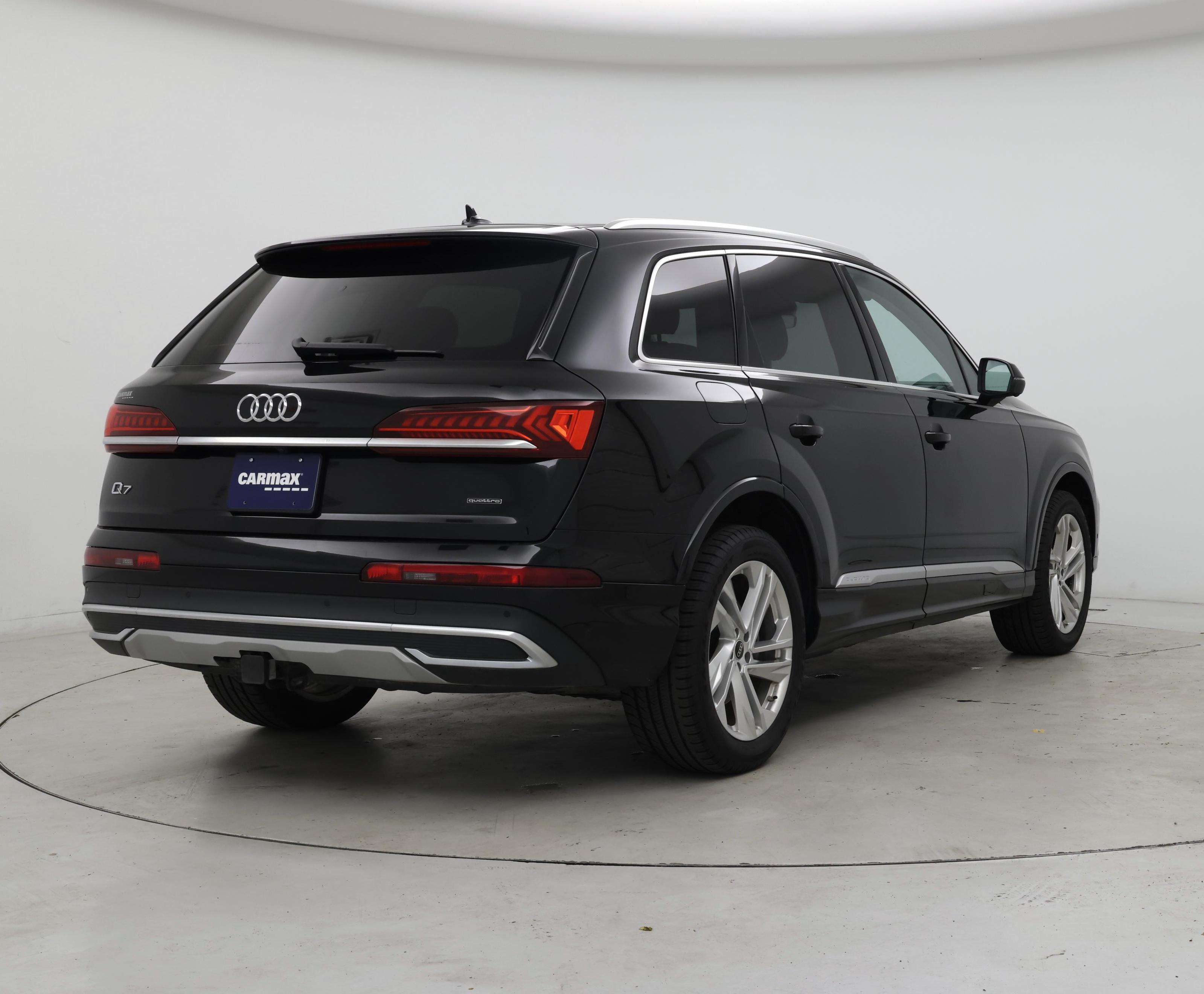 Thumbnail: 2023 Audi Q7 - 8