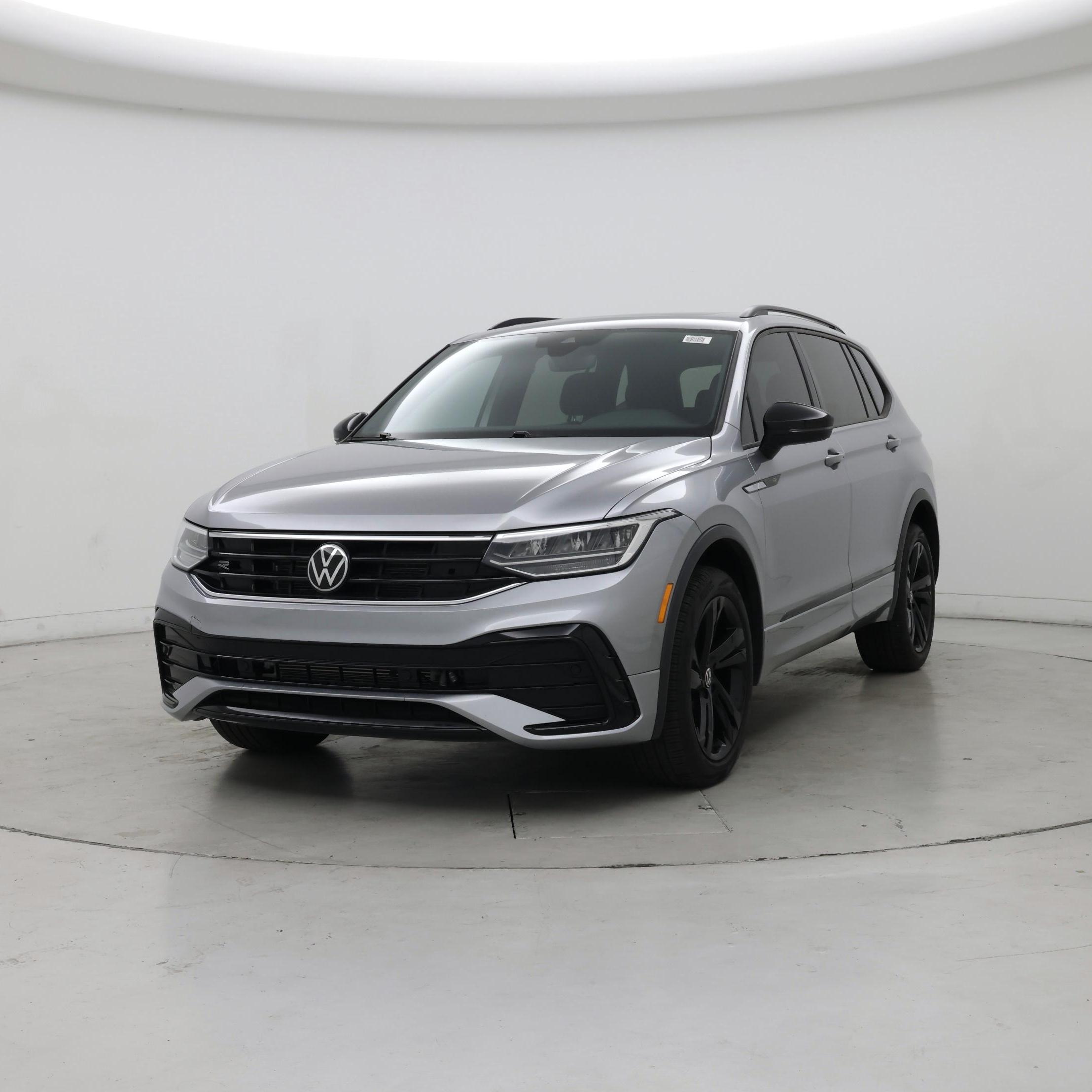 Thumbnail: 2023 Volkswagen Tiguan - 4