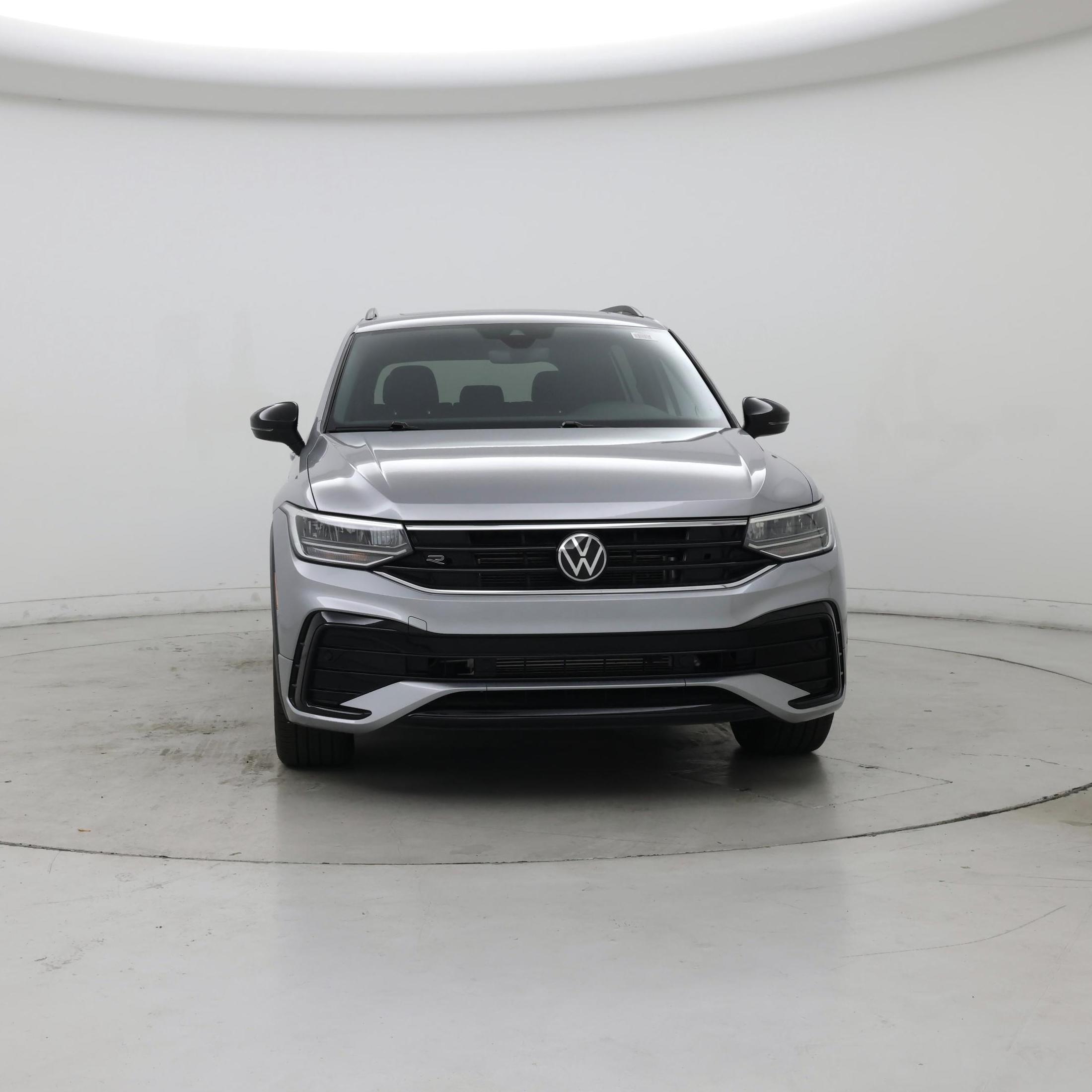 Thumbnail: 2023 Volkswagen Tiguan - 5