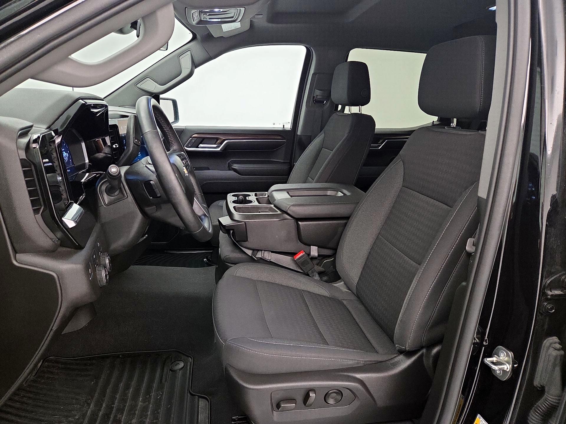 Thumbnail: 2023 Chevrolet Silverado 1500 - 11