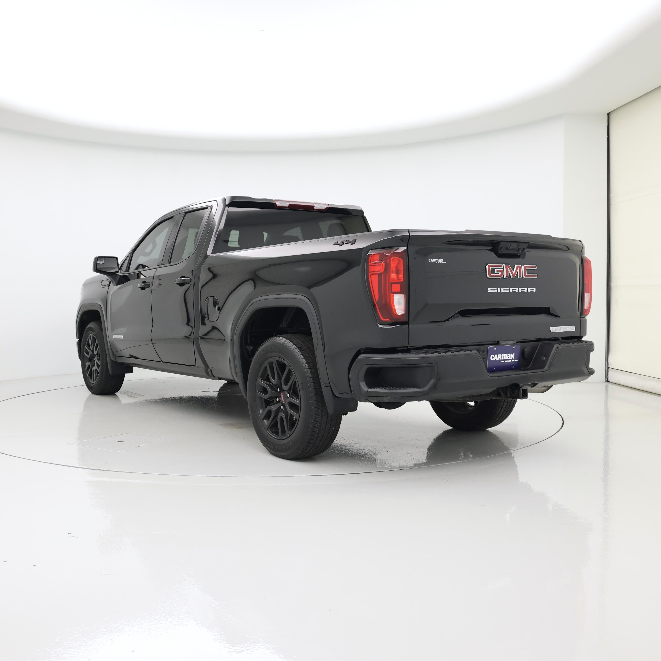 Thumbnail: 2023 GMC Sierra 1500 - 2