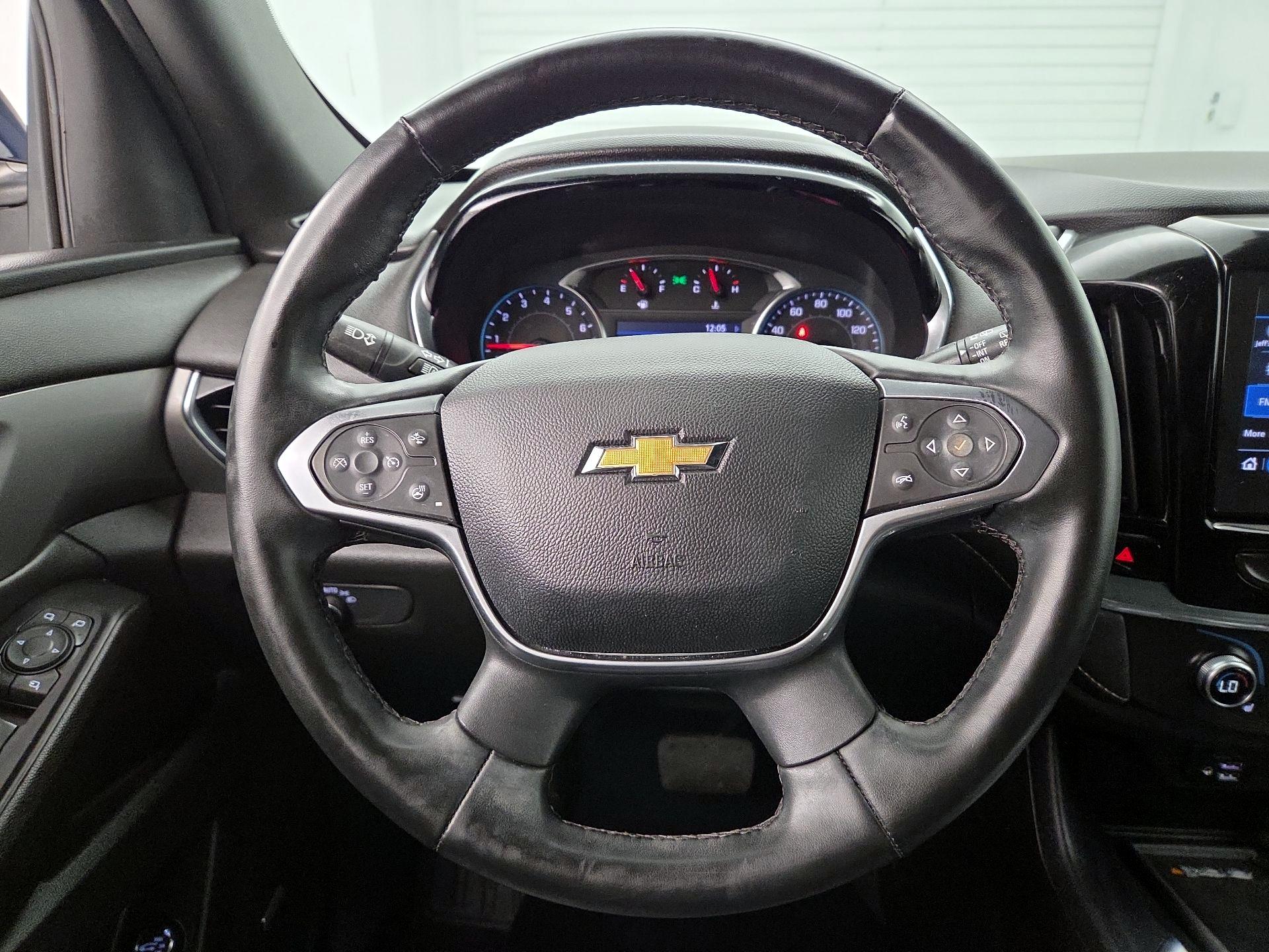 Thumbnail: 2023 Chevrolet Traverse - 10