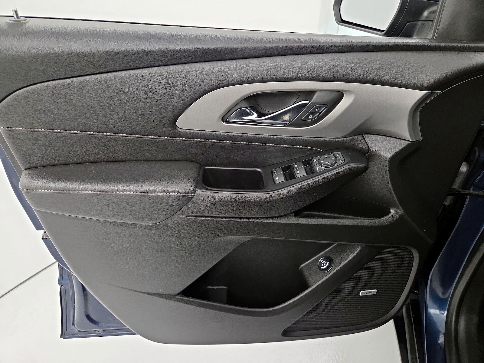 2023 Chevrolet Traverse 3LT - Photo 13