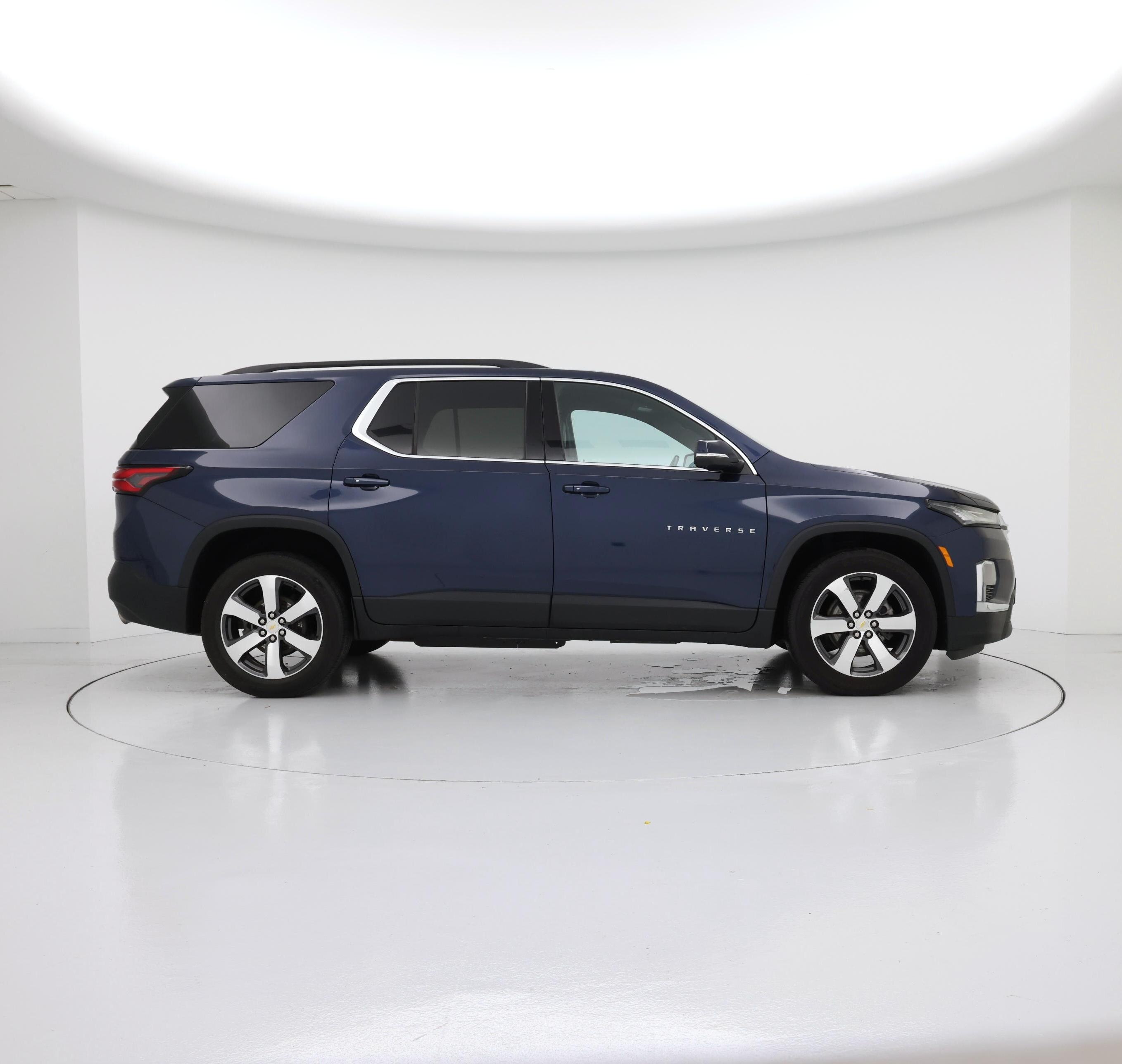 Thumbnail: 2023 Chevrolet Traverse - 7