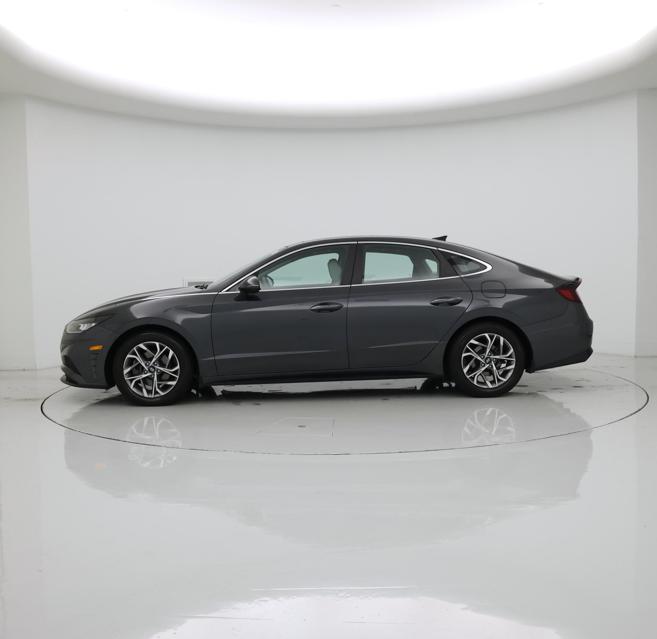 Thumbnail: 2022 Hyundai Sonata - 3
