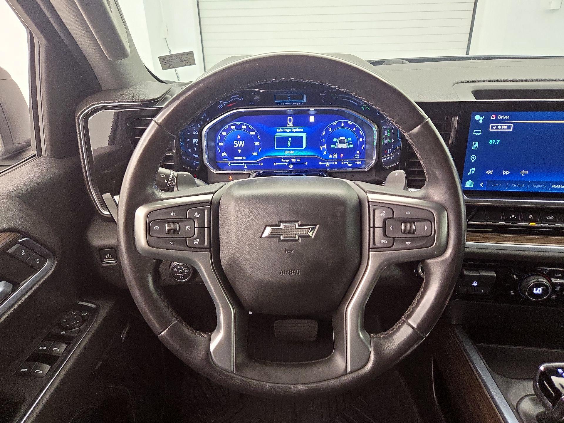 Thumbnail: 2022 Chevrolet Silverado 1500 - 10