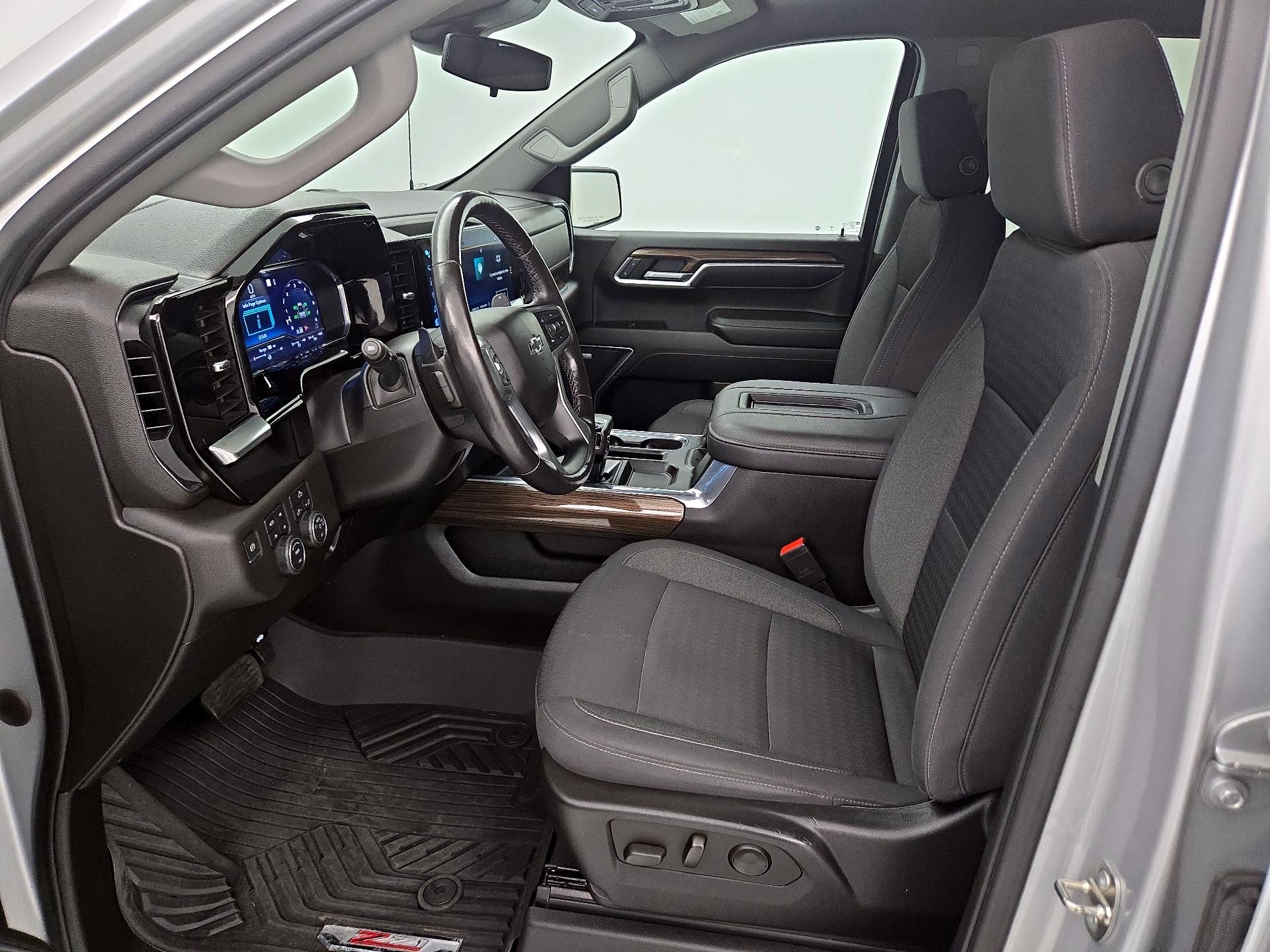 Thumbnail: 2022 Chevrolet Silverado 1500 - 11
