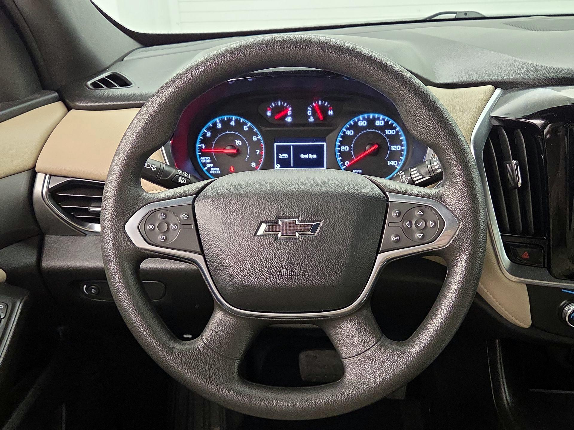 Thumbnail: 2023 Chevrolet Traverse - 10
