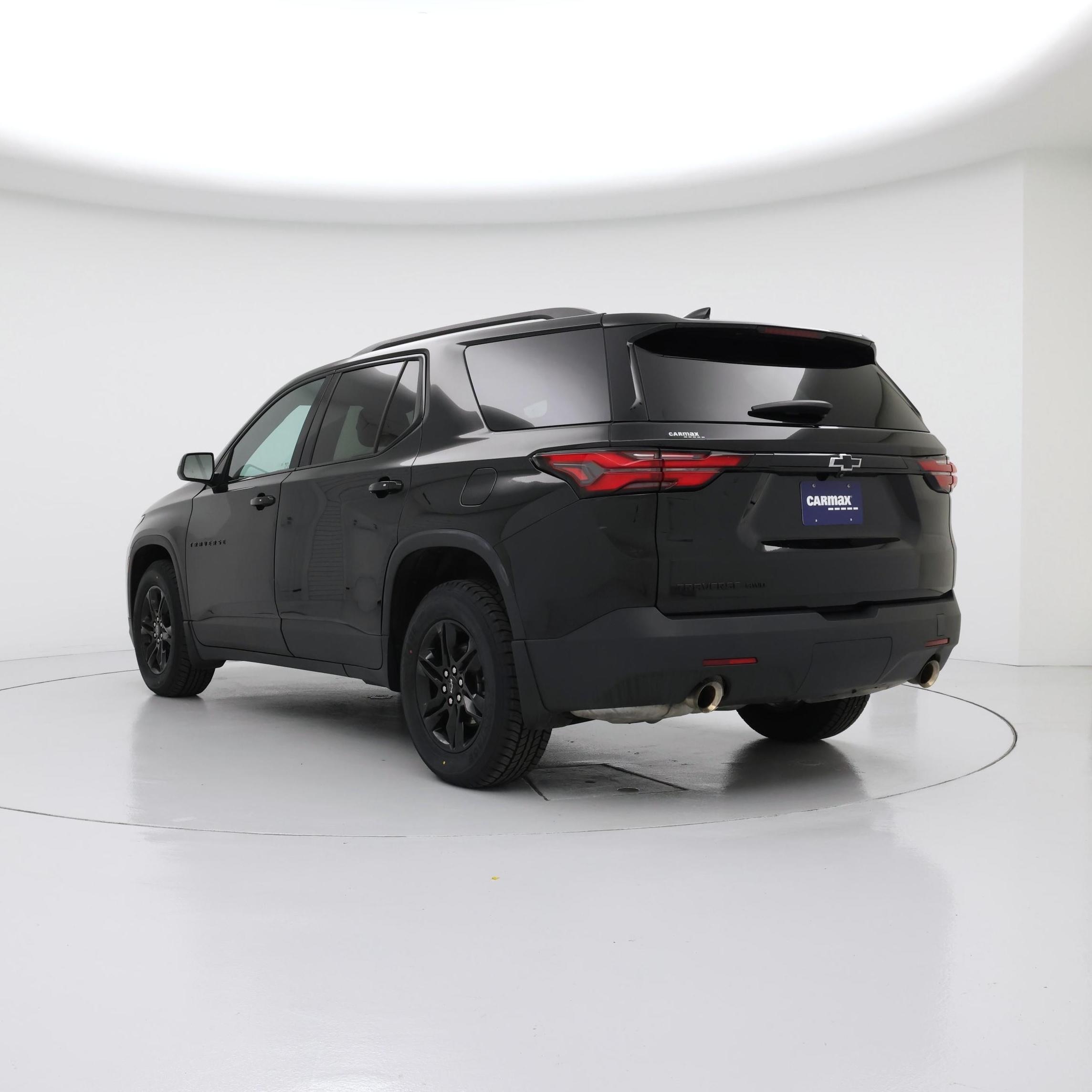 Thumbnail: 2023 Chevrolet Traverse - 2