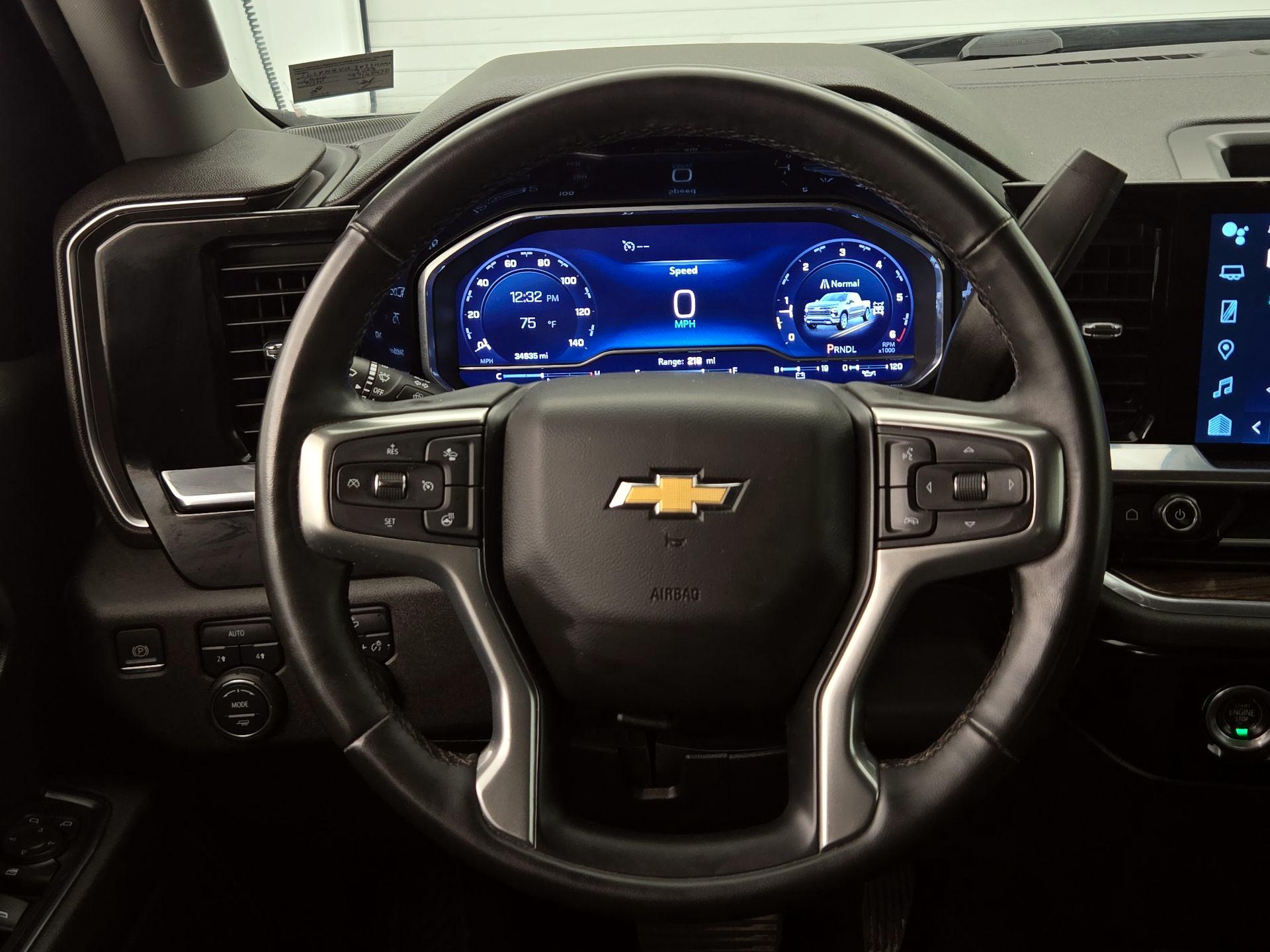 Thumbnail: 2023 Chevrolet Silverado 1500 - 10