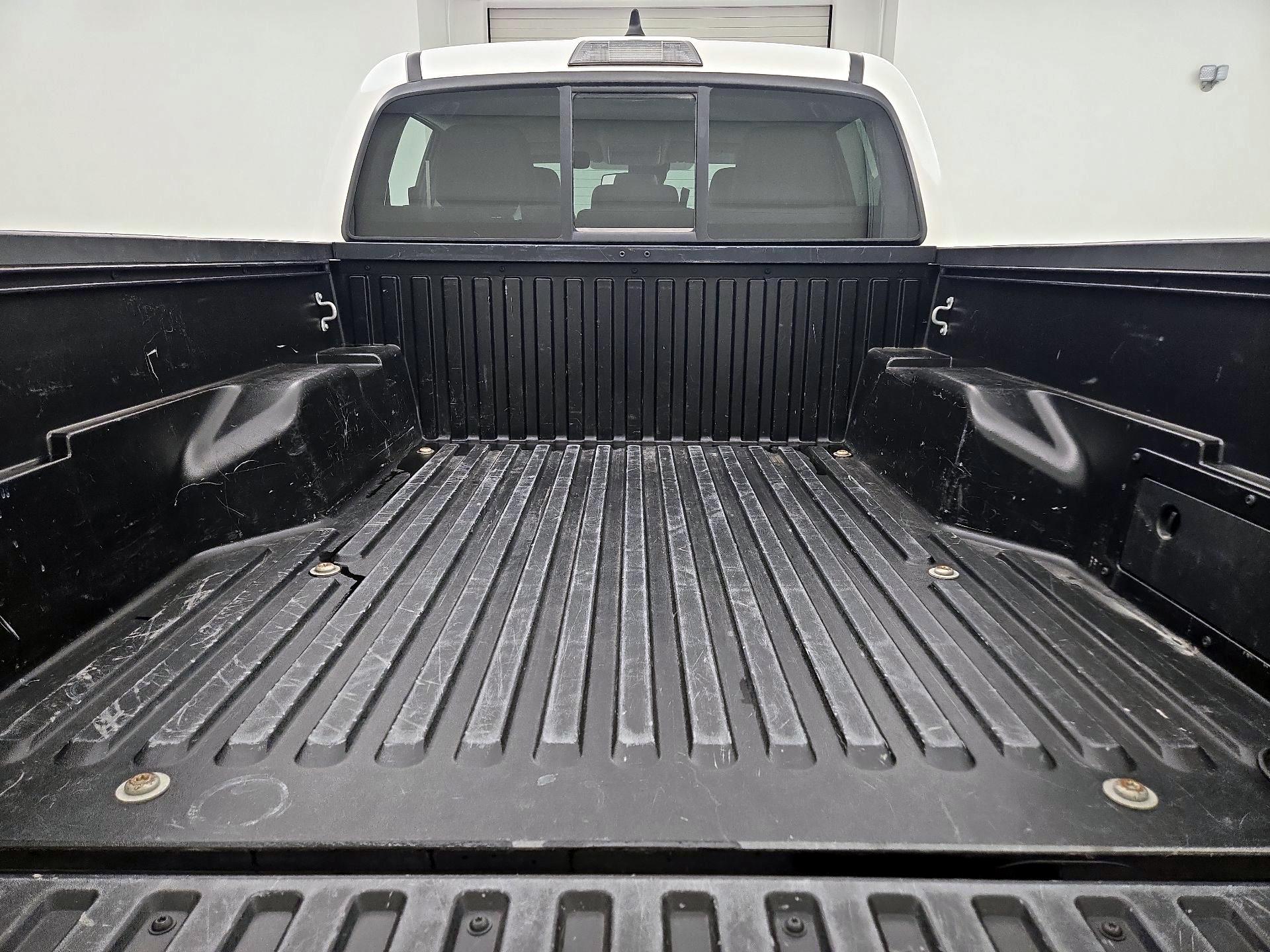 Thumbnail: 2023 Toyota Tacoma - 20