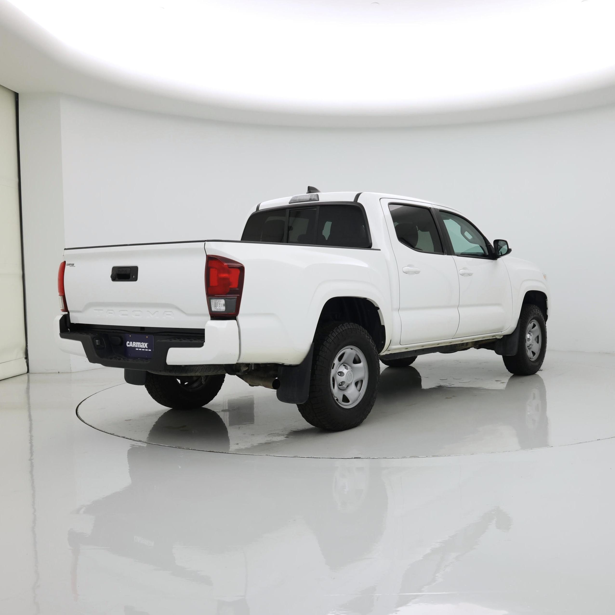 Thumbnail: 2023 Toyota Tacoma - 8