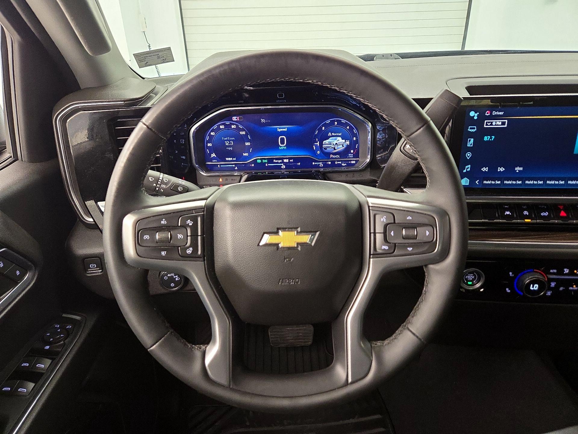 Thumbnail: 2024 Chevrolet Silverado 1500 - 10