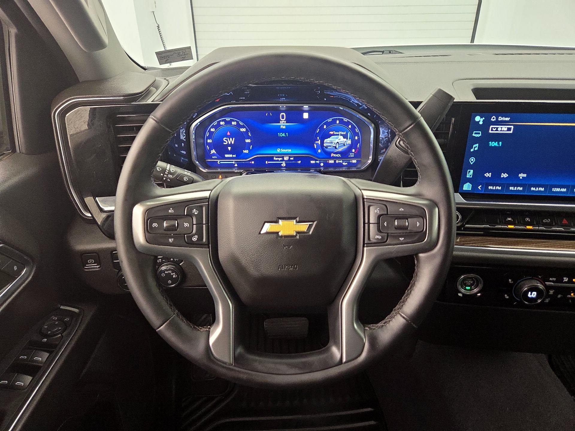 Thumbnail: 2023 Chevrolet Silverado 1500 - 10