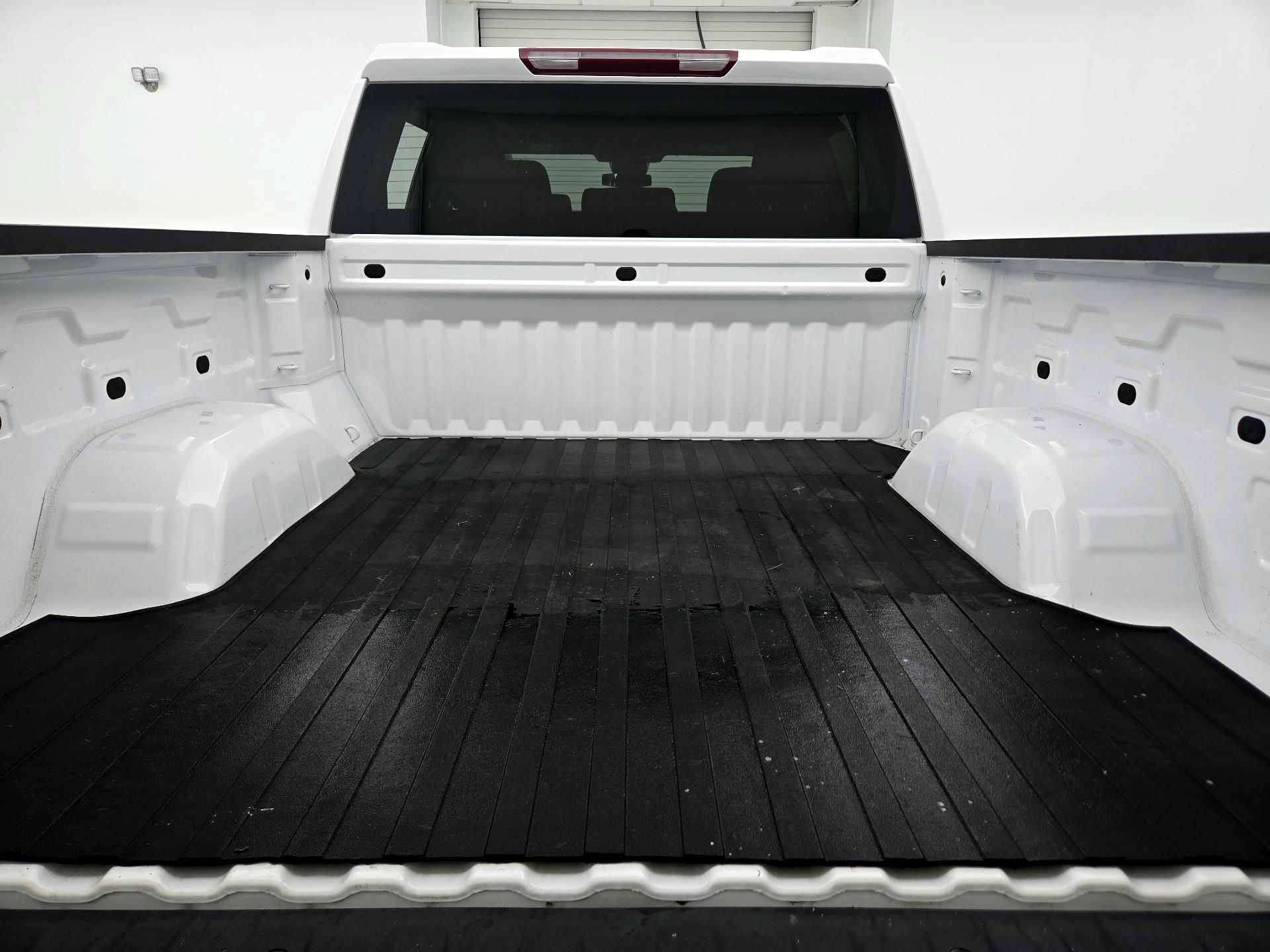 Thumbnail: 2023 Chevrolet Silverado 1500 - 20