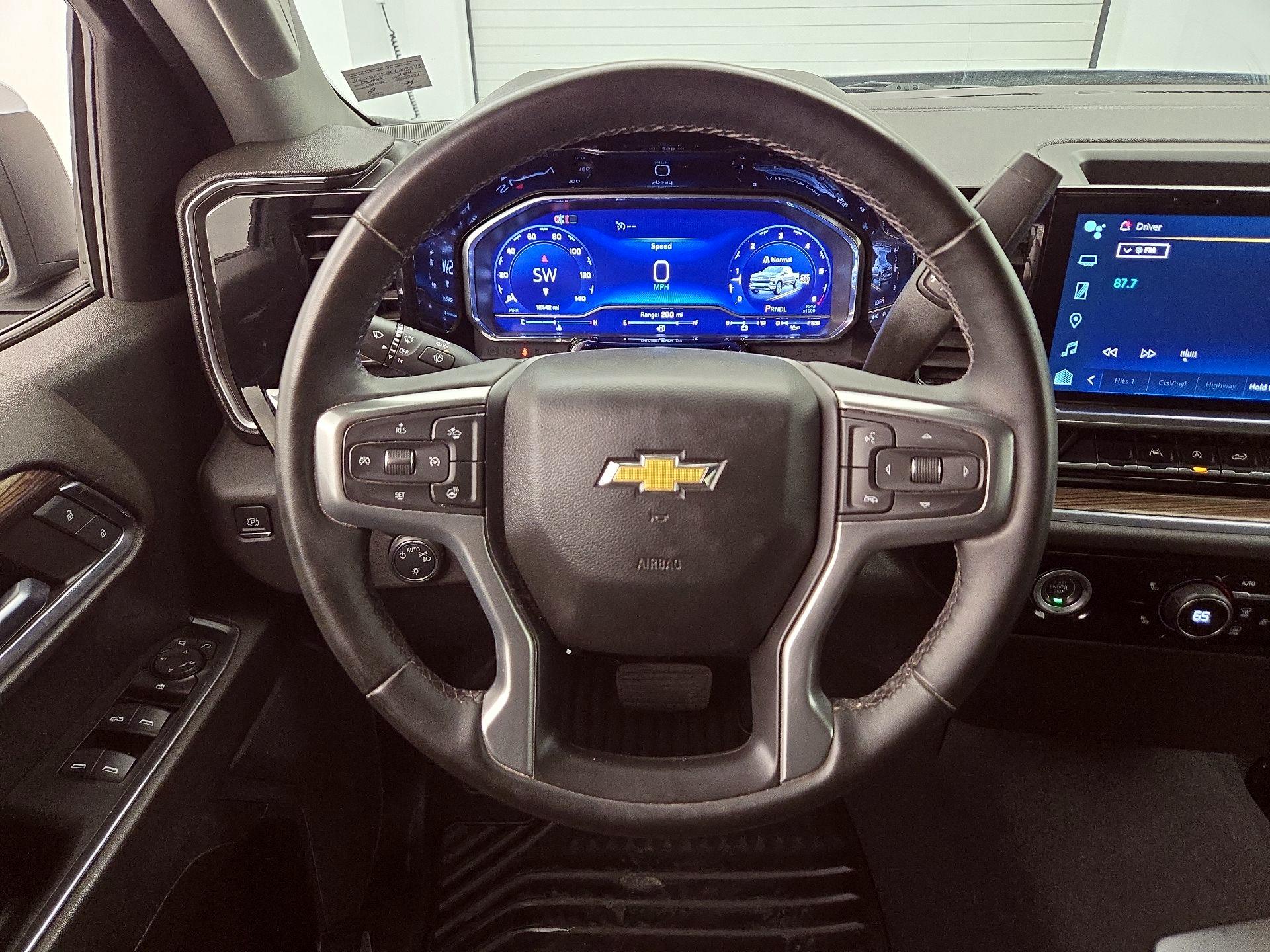 Thumbnail: 2024 Chevrolet Silverado 1500 - 10